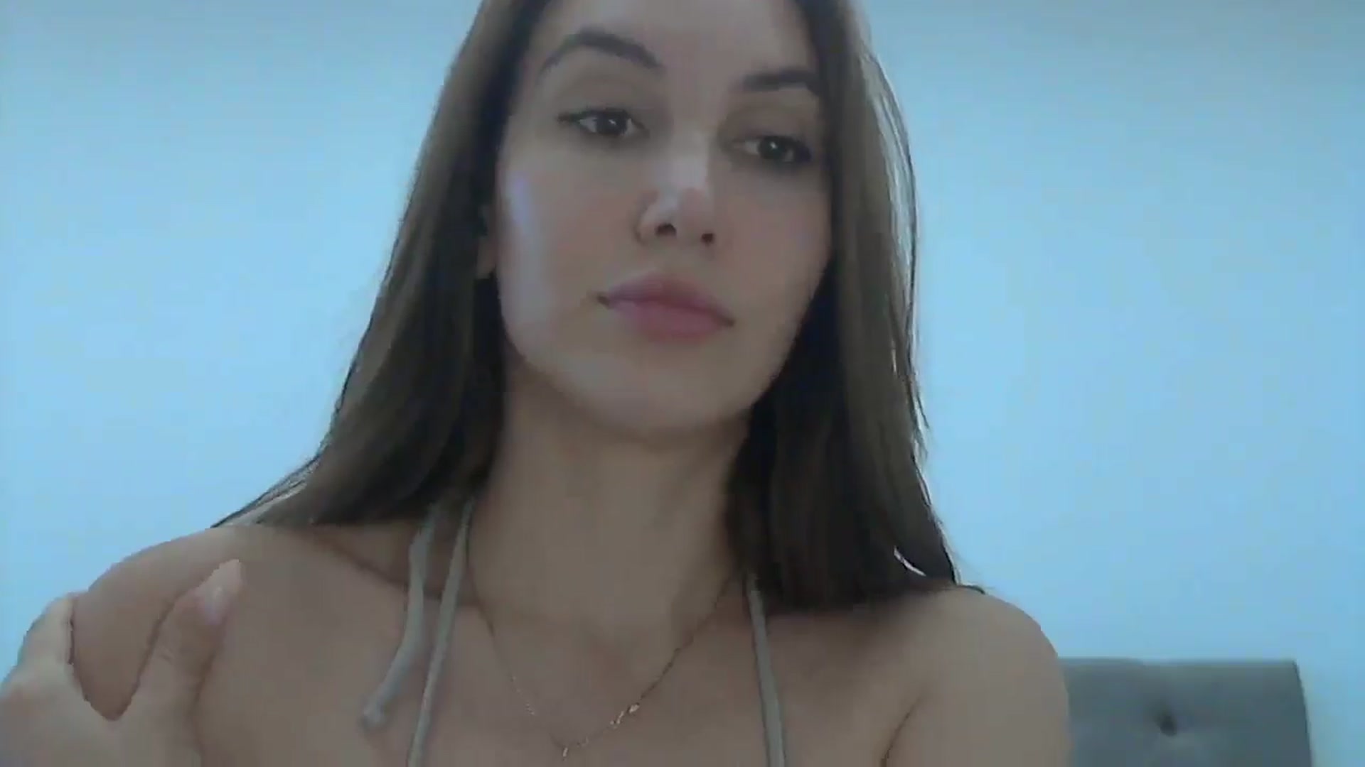 Gallery image thumbnail from HappinessInMe's myfreecams stream on, 08/29/2025, 14:16 image 12 of 20