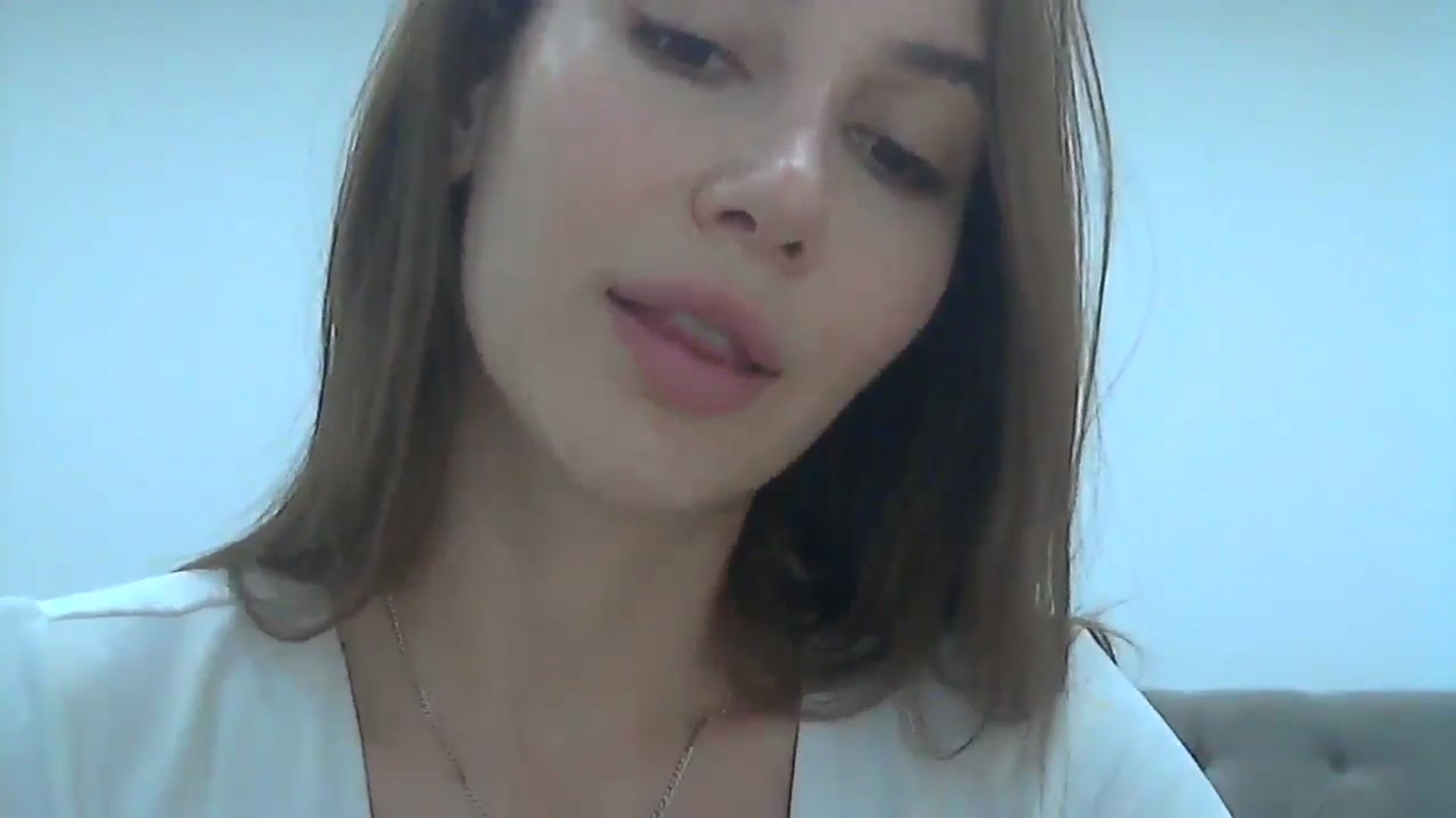 Gallery image thumbnail from HappinessInMe's myfreecams stream on, 09/01/2025, 14:16 image 11 of 20