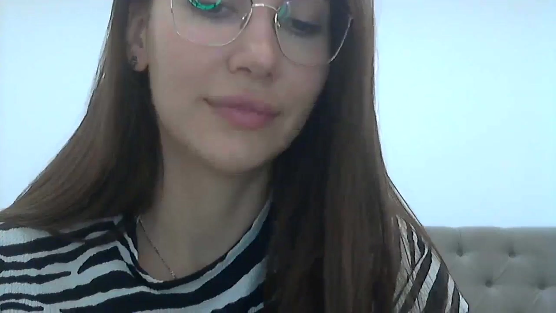 Gallery image thumbnail from HappinessInMe's myfreecams stream on, 09/30/2025, 15:08 image 17 of 20