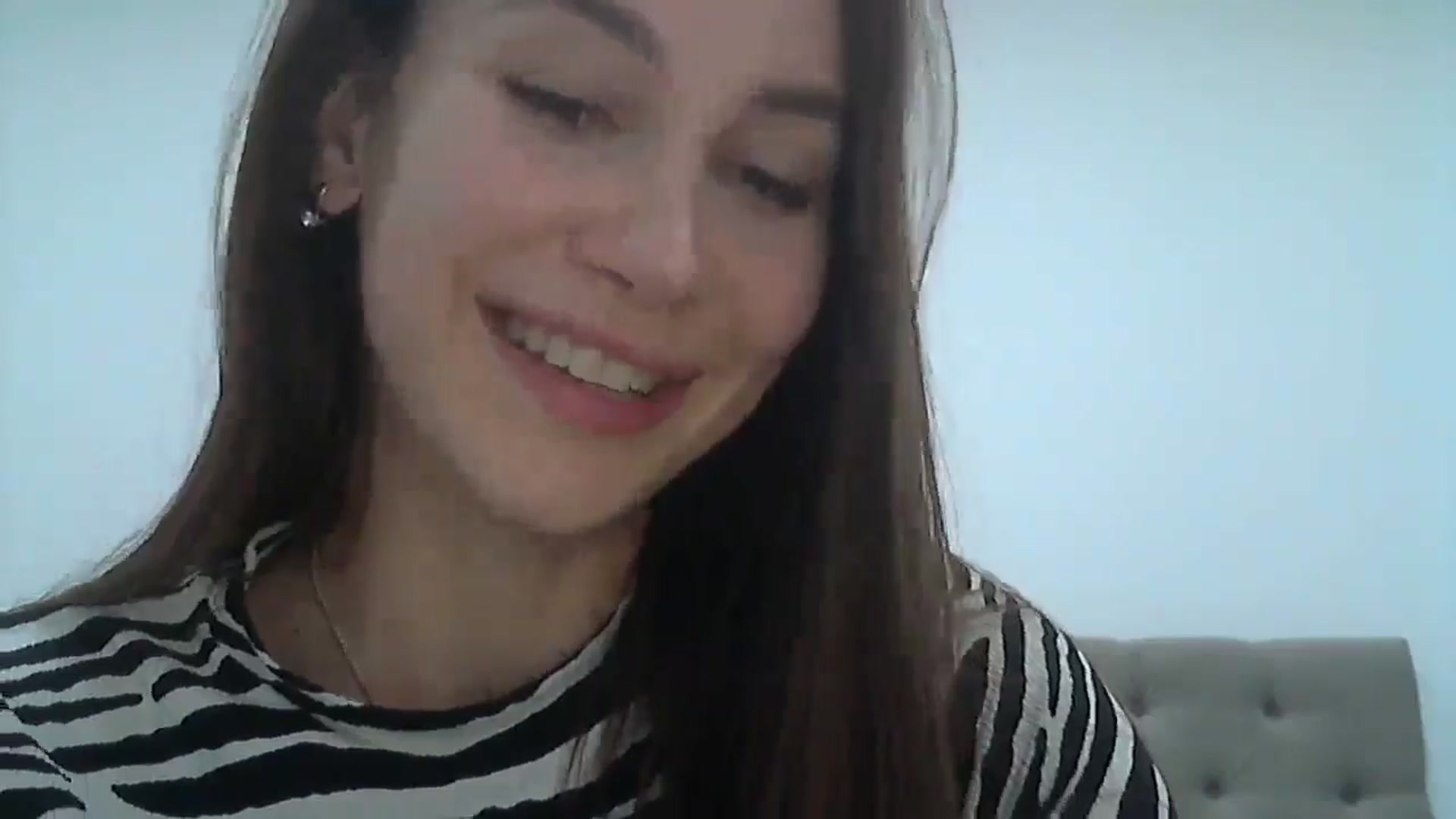 Gallery image thumbnail from HappinessInMe's myfreecams stream on, 10/13/2025, 15:17 image 15 of 20