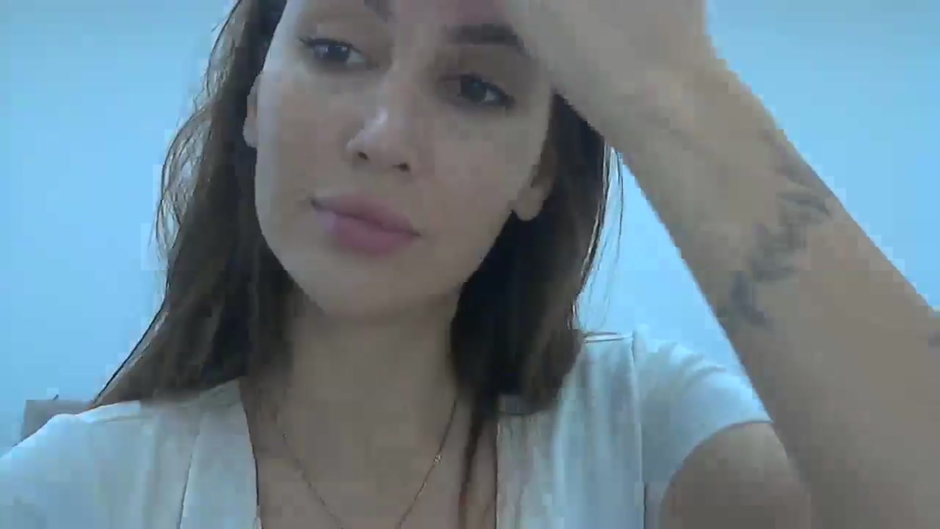 Gallery image thumbnail from HappinessInMe's myfreecams stream on, 12/18/2025, 13:46 image 4 of 20