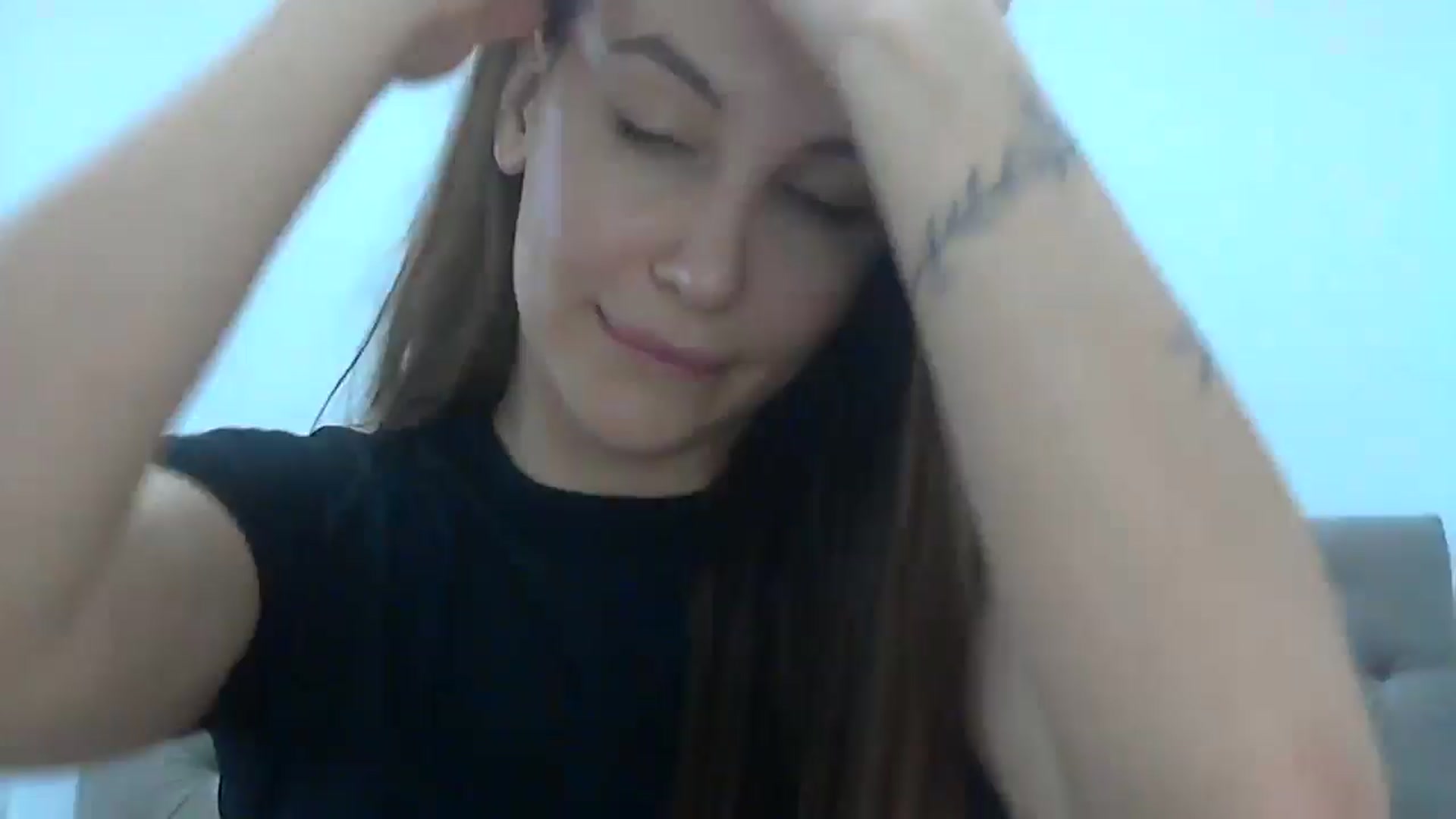 Gallery image thumbnail from HappinessInMe's myfreecams stream on, 03/19/2026, 15:14 image 14 of 20