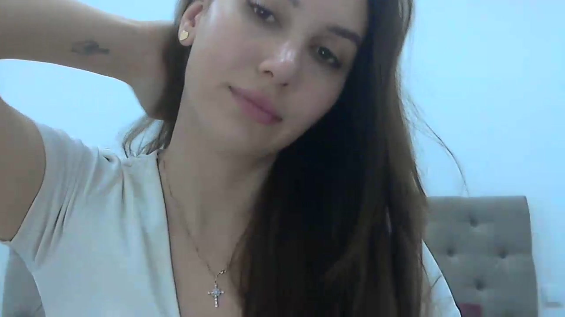 Gallery image thumbnail from HappinessInMe's myfreecams stream on, 05/05/2026, 14:34 image 17 of 20