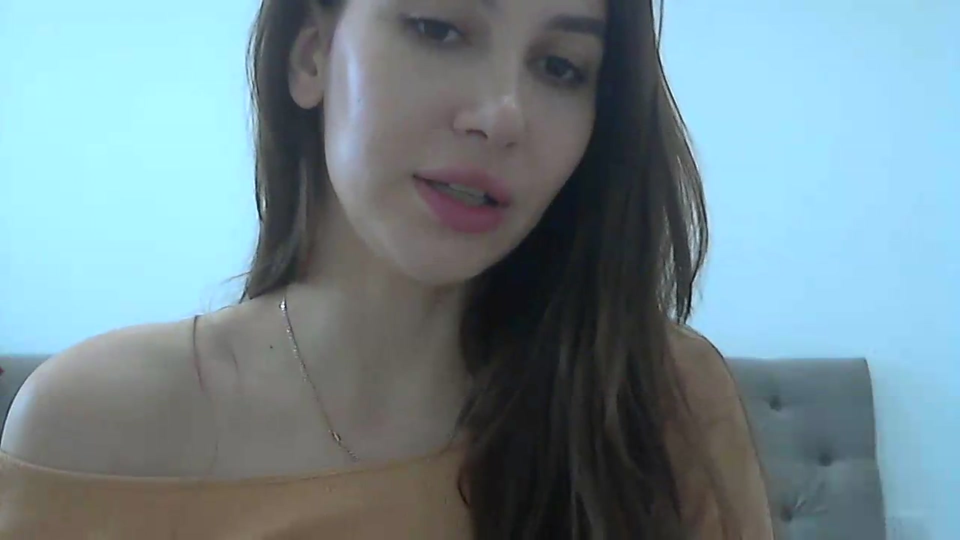 Gallery image thumbnail from HappinessInMe's myfreecams stream on, 05/18/2026, 14:44 image 4 of 20