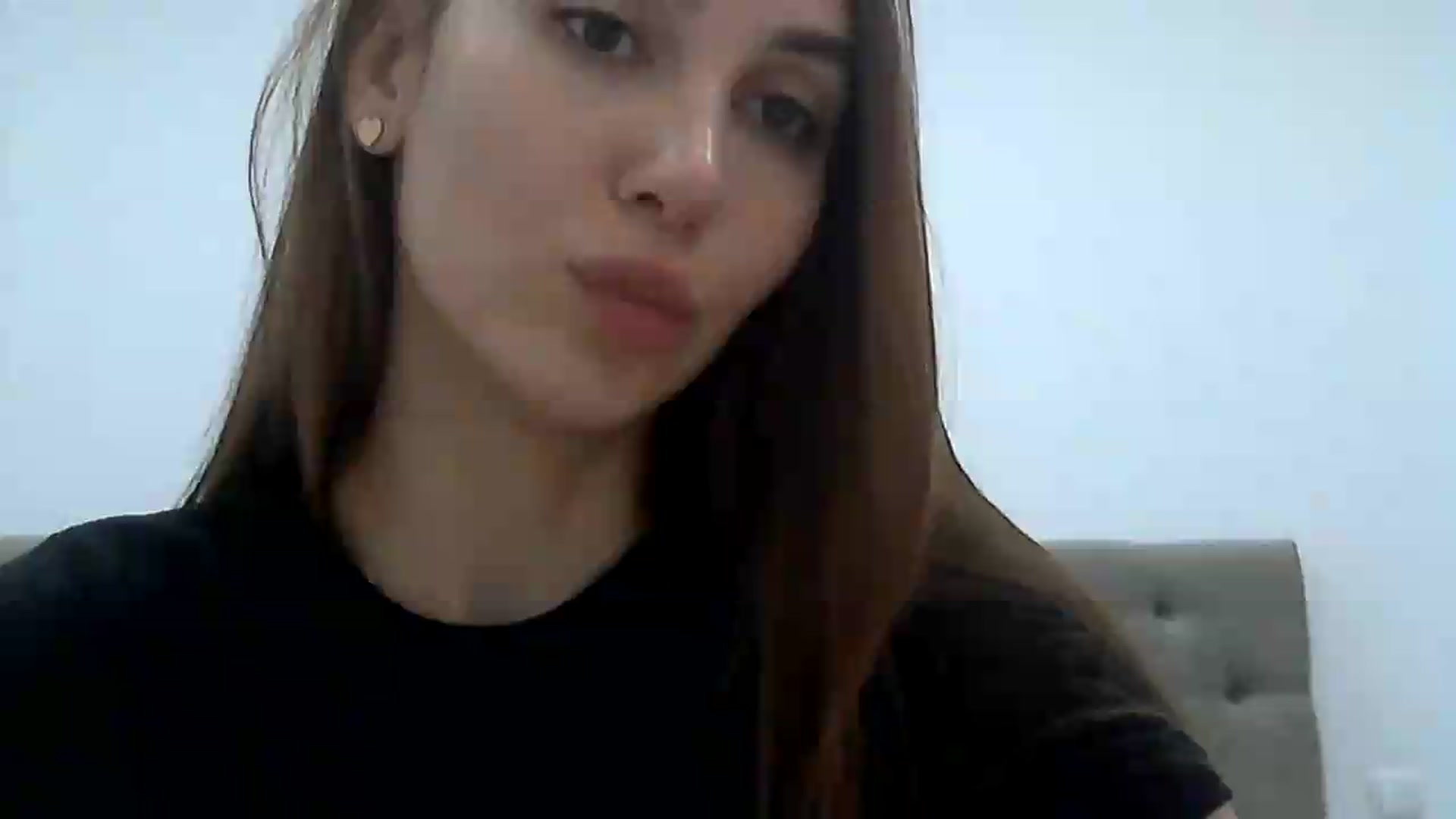 Gallery image thumbnail from HappinessInMe's myfreecams stream on, 08/11/2026, 14:43 image 13 of 20