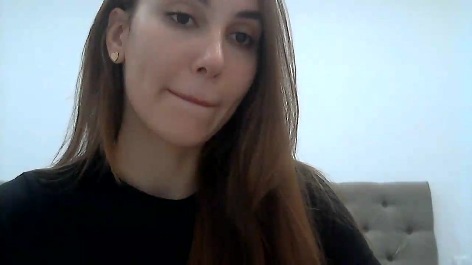 Gallery image thumbnail from HappinessInMe's myfreecams stream on, 08/11/2026, 14:43 image 3 of 20
