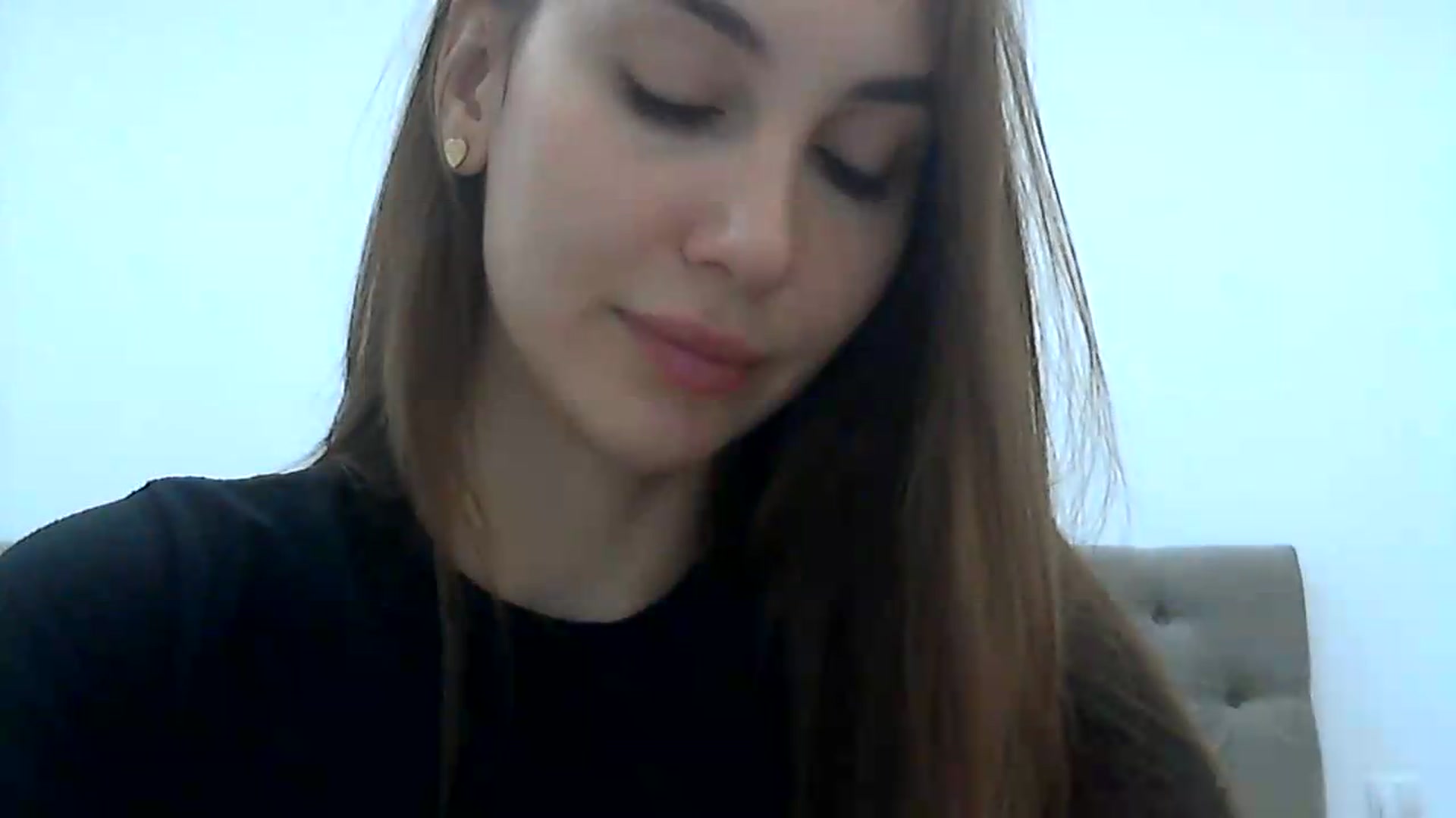 Gallery image thumbnail from HappinessInMe's myfreecams stream on, 08/11/2026, 14:43 image 15 of 20