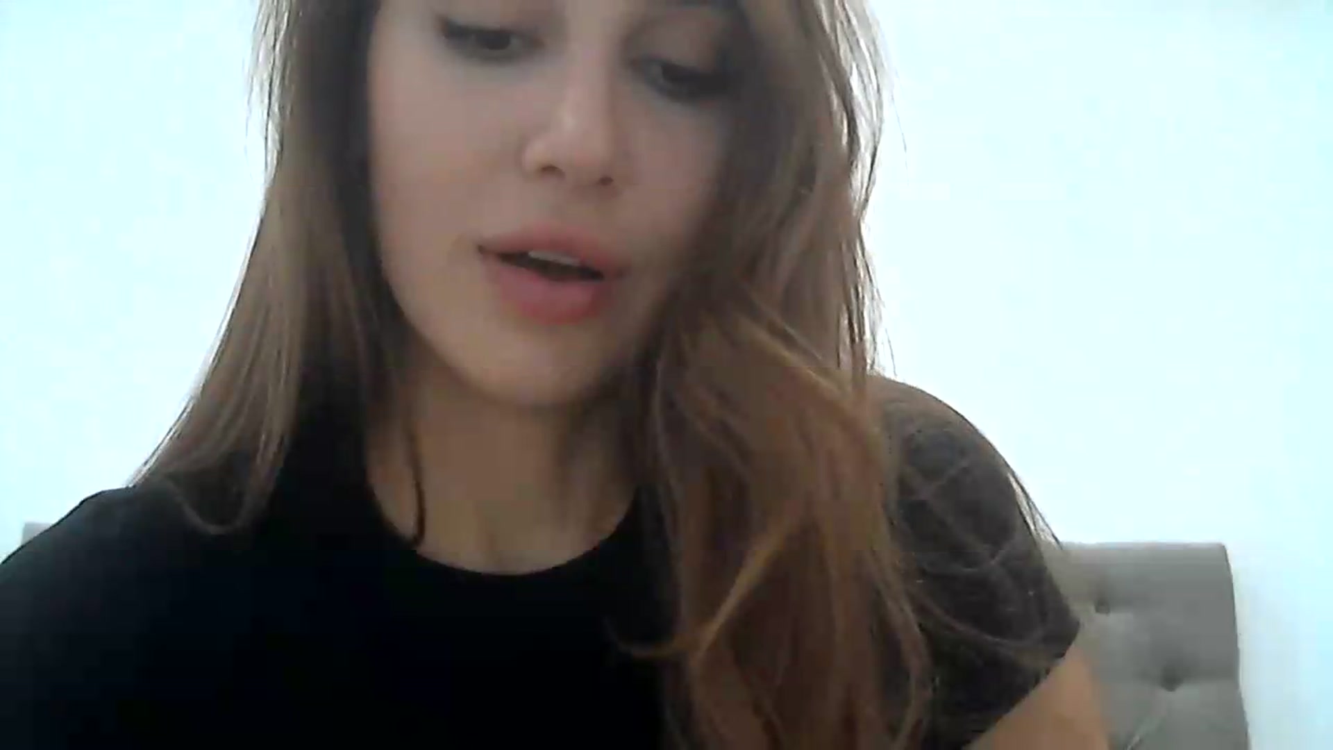 Gallery image thumbnail from HappinessInMe's myfreecams stream on, 08/25/2026, 15:00 image 8 of 20