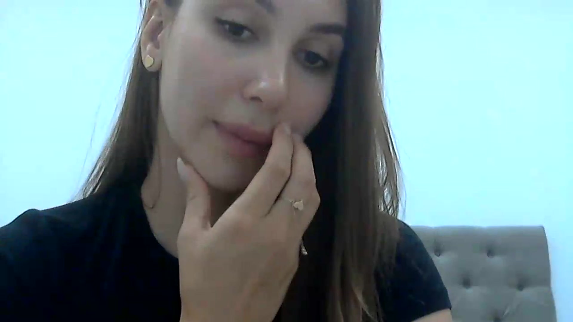 Gallery image thumbnail from HappinessInMe's myfreecams stream on, 08/26/2026, 18:01 image 16 of 20