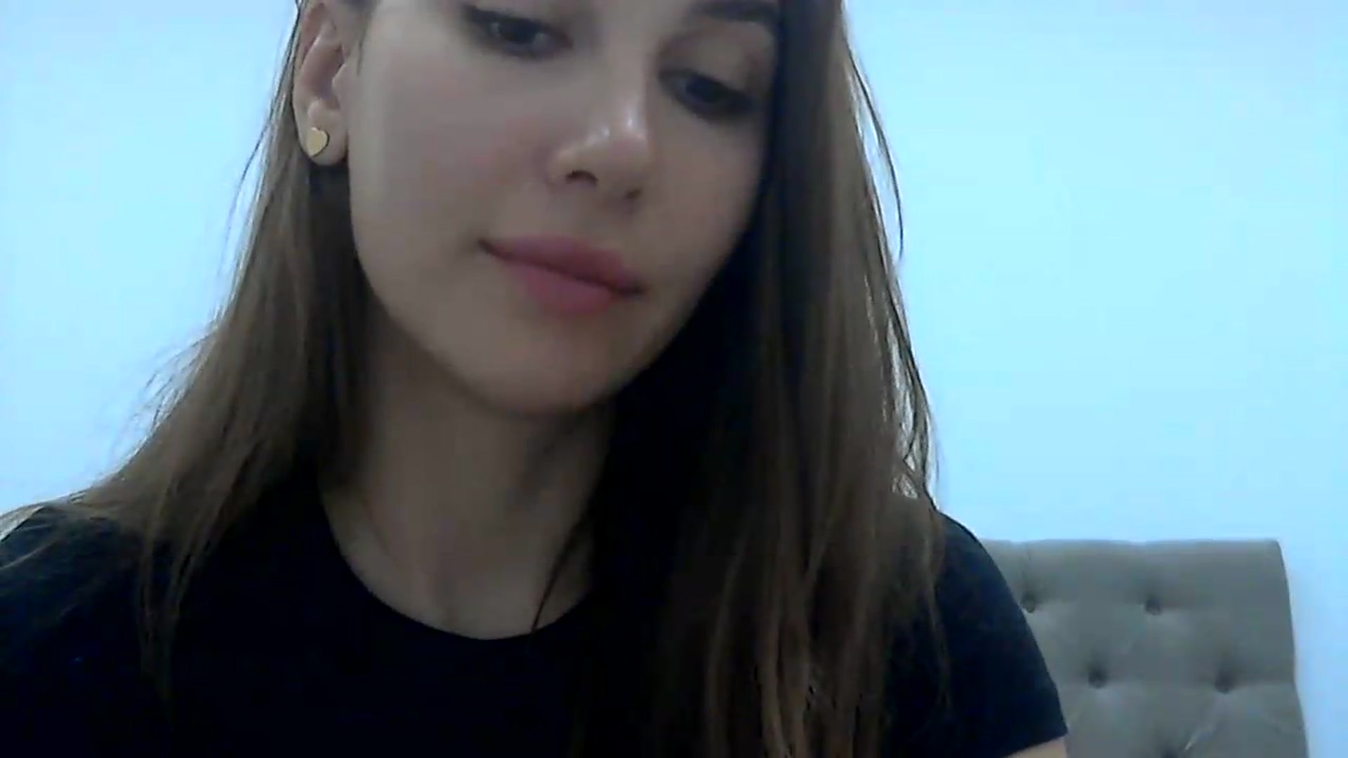 Gallery image thumbnail from HappinessInMe's myfreecams stream on, 08/26/2026, 18:01 image 15 of 20