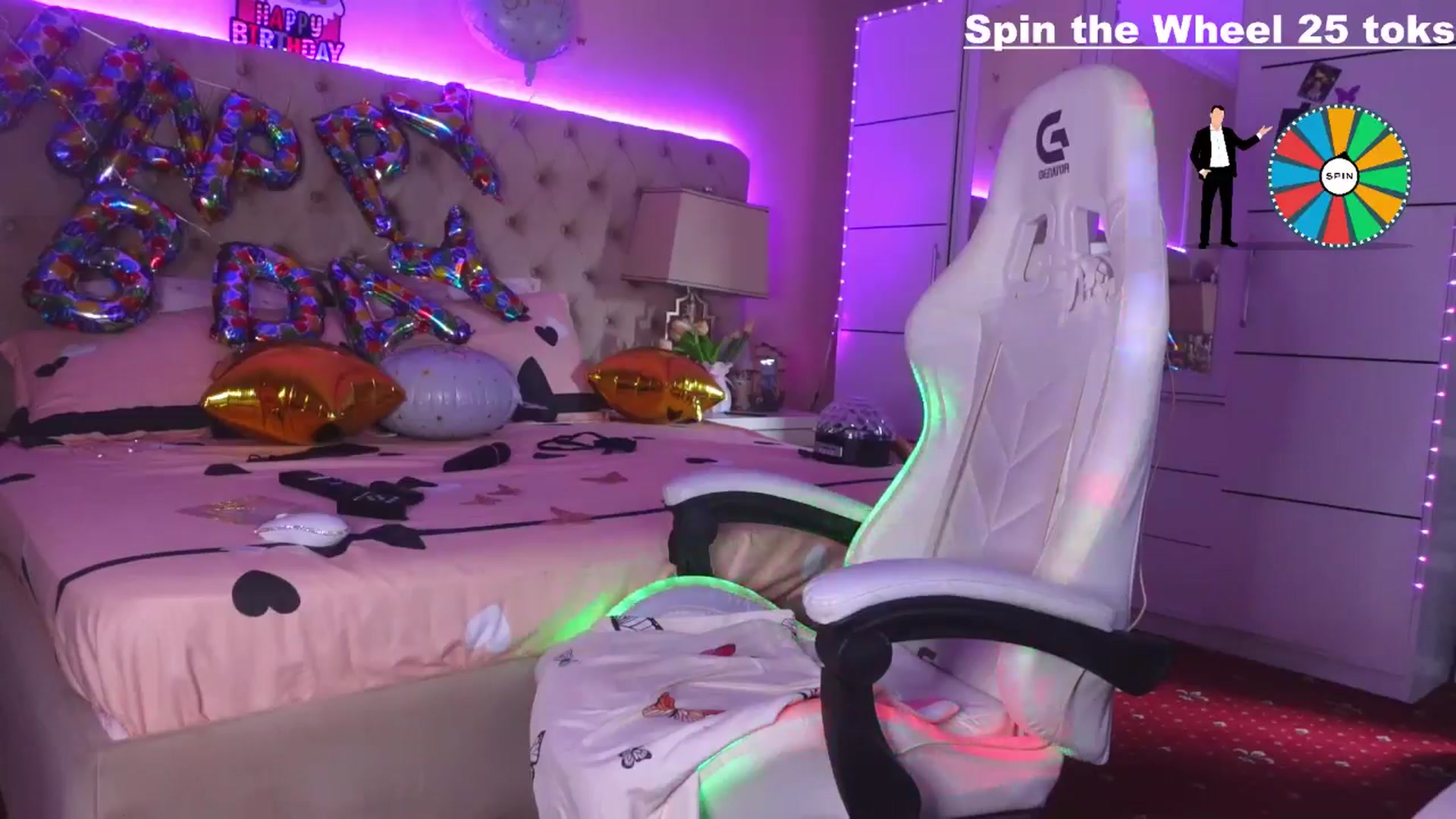 Gallery image thumbnail from HappyBdayAlly's myfreecams stream on, 03/09/2025, 14:23 image 17 of 20