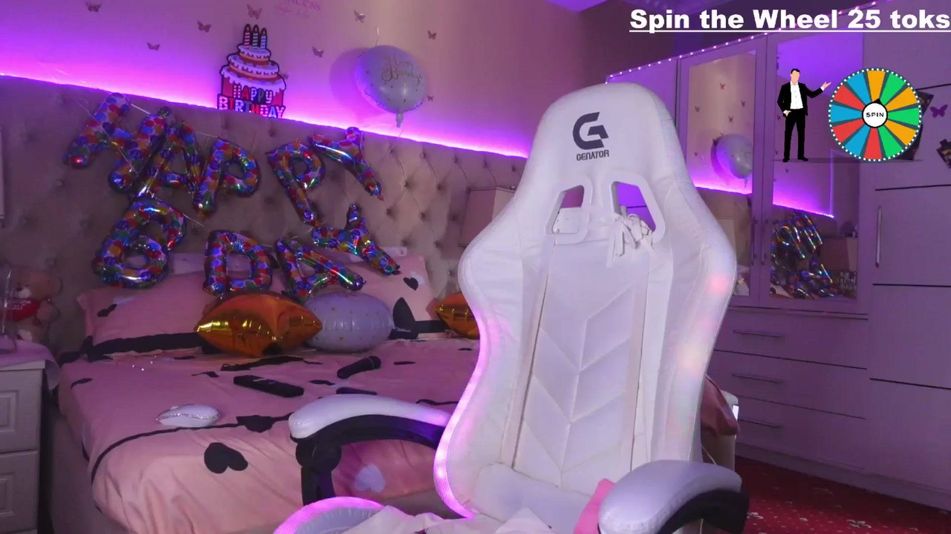 Gallery image thumbnail from HappyBdayAlly's myfreecams stream on, 03/09/2025, 14:23 image 9 of 20
