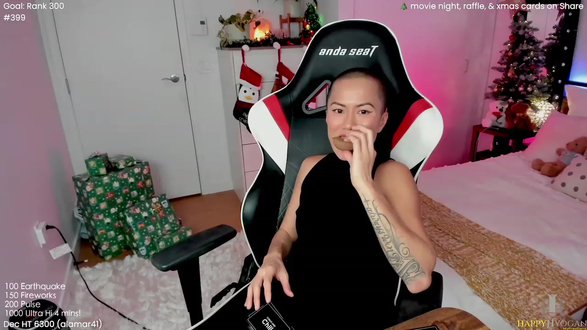Gallery image thumbnail from HappyHyogan's myfreecams stream on, 12/15/2022, 03:10 image 11 of 20