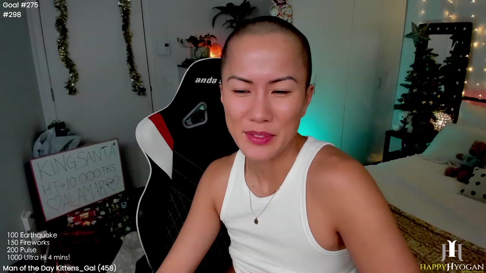 Gallery image thumbnail from HappyHyogan's myfreecams stream on, 12/21/2022, 24:01 image 17 of 20