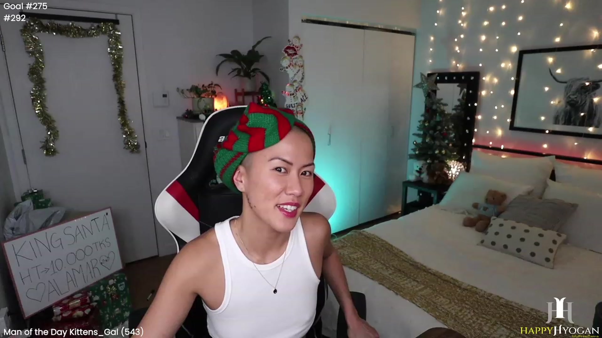 Gallery image thumbnail from HappyHyogan's myfreecams stream on, 12/21/2022, 02:45 image 17 of 20