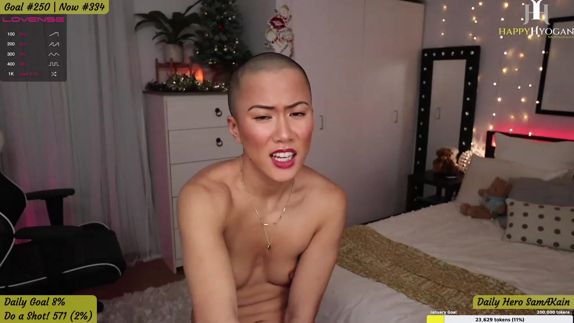 Gallery image thumbnail from HappyHyogan's myfreecams stream on, 01/07/2023, 02:21 image 17 of 20