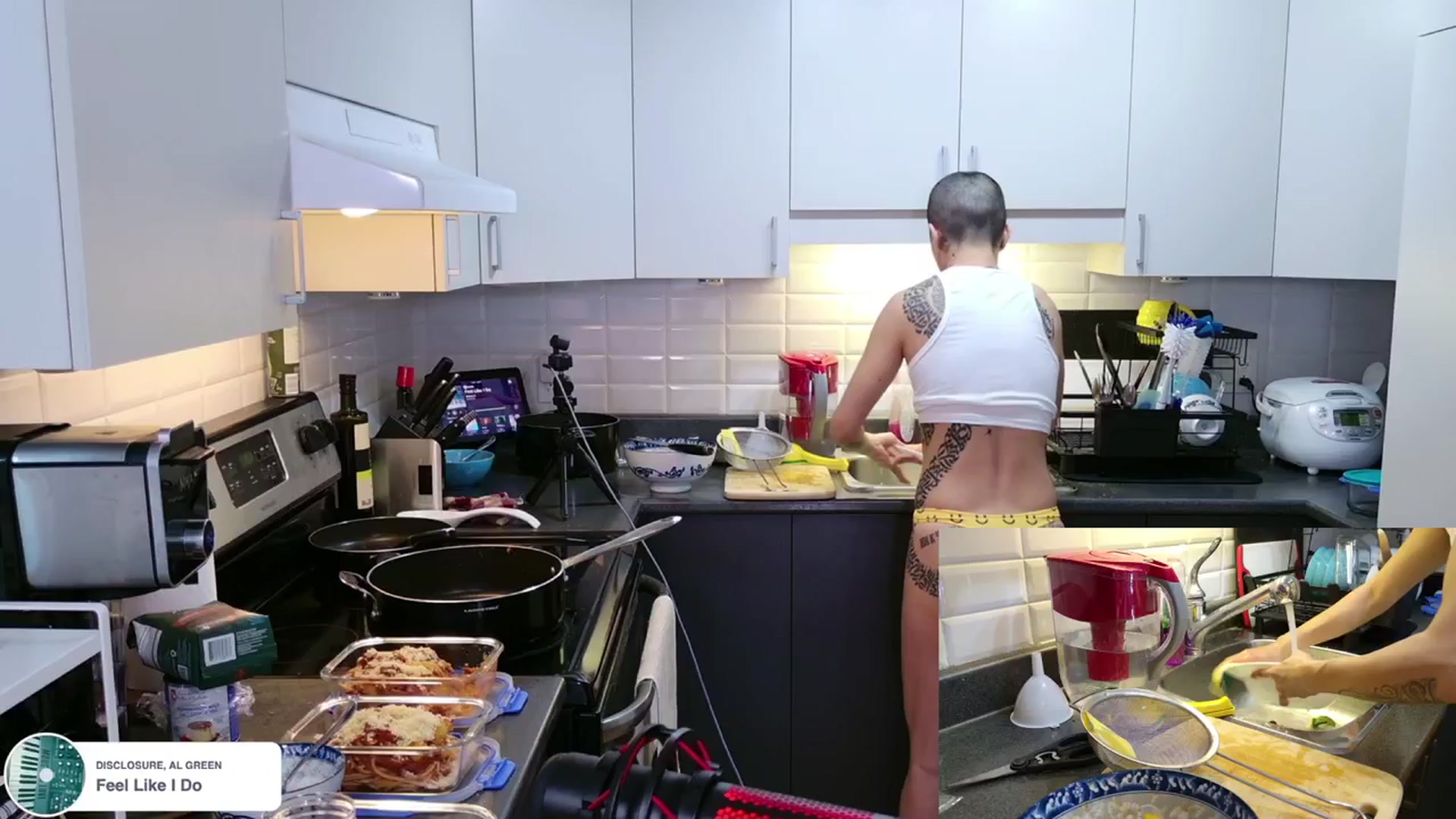 Gallery image thumbnail from HappyHyogan's myfreecams stream on, 03/16/2024, 18:59 image 11 of 20