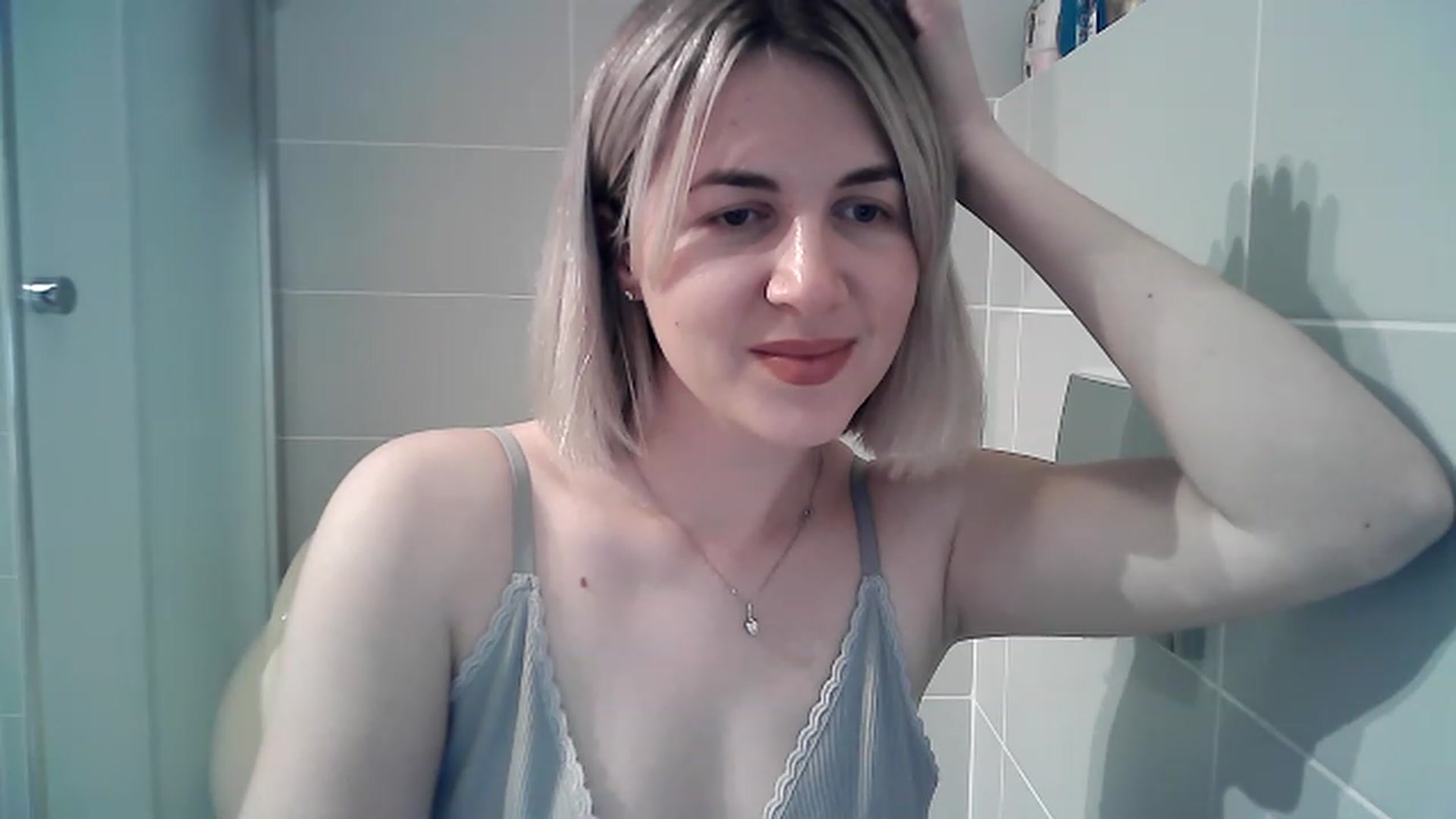 Gallery image thumbnail from HappyWoman999's myfreecams stream on, 12/10/2022, 17:46 image 20 of 20