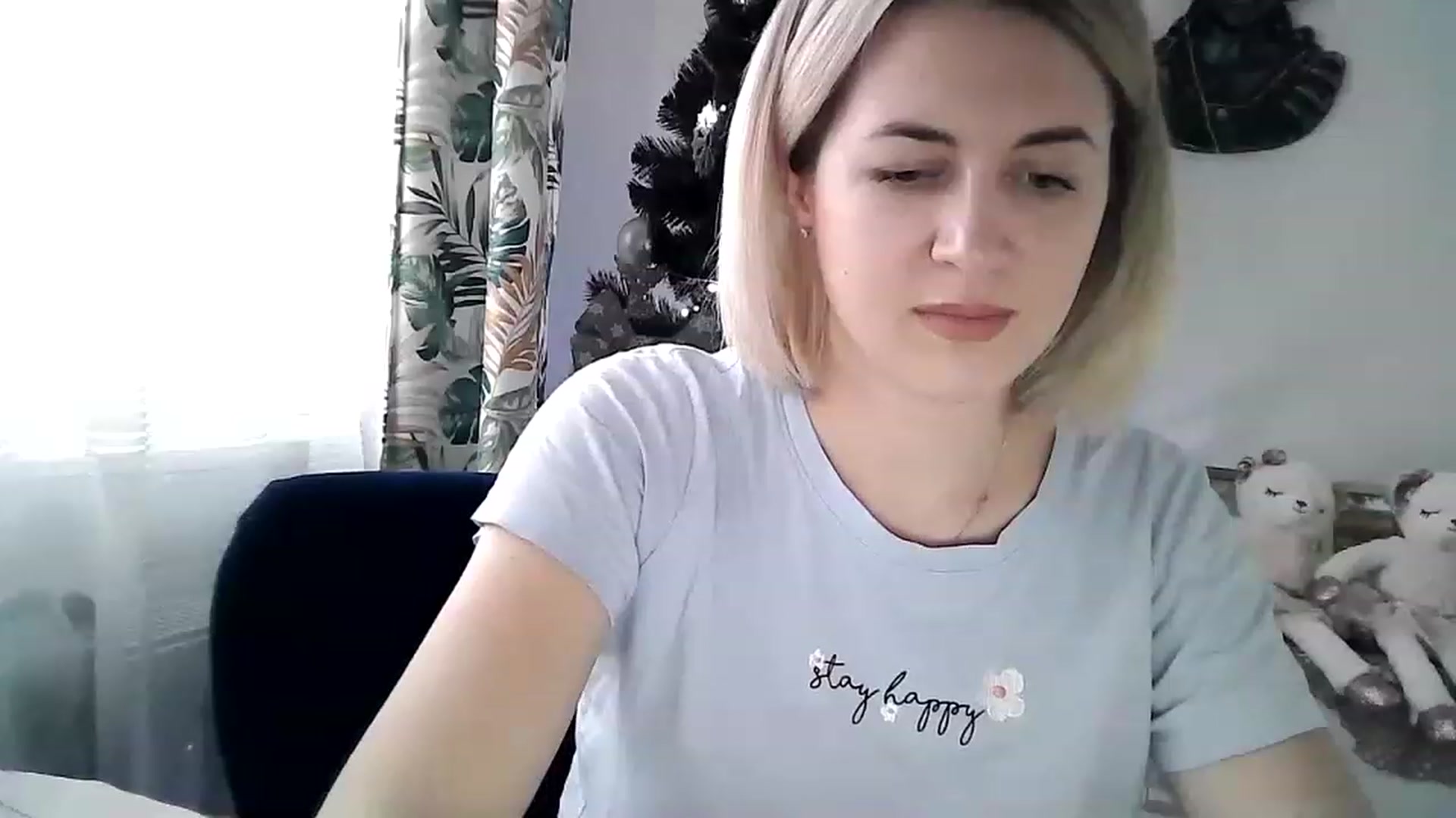 Gallery image thumbnail from HappyWoman999's myfreecams stream on, 01/02/2023, 14:46 image 11 of 20