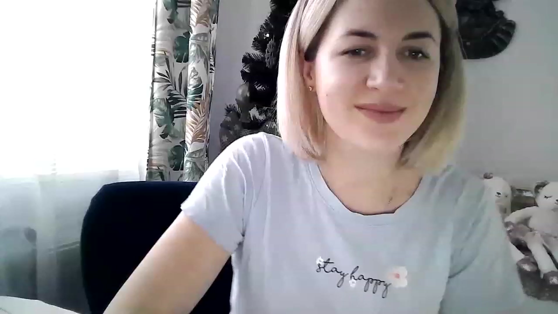 Gallery image thumbnail from HappyWoman999's myfreecams stream on, 01/02/2023, 14:46 image 8 of 20