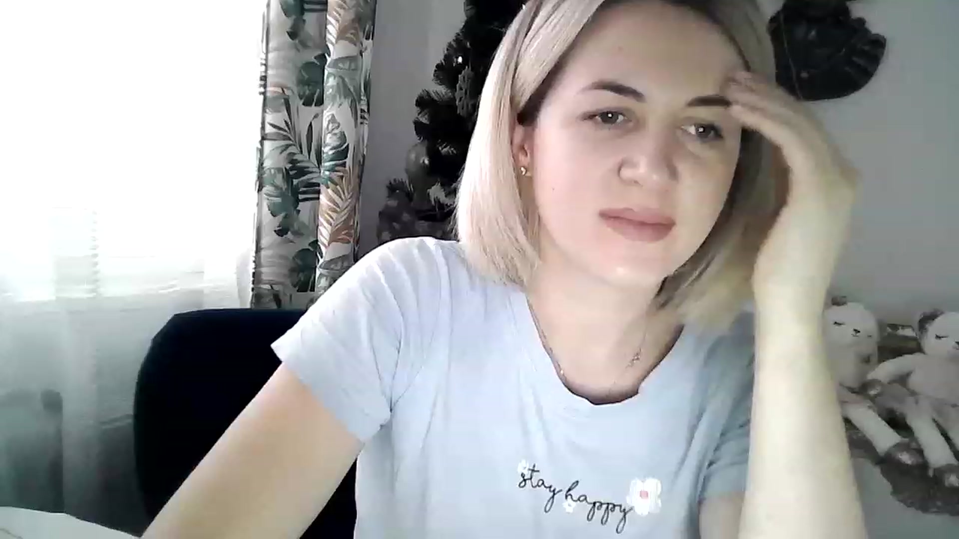Gallery image thumbnail from HappyWoman999's myfreecams stream on, 01/02/2023, 14:46 image 19 of 20