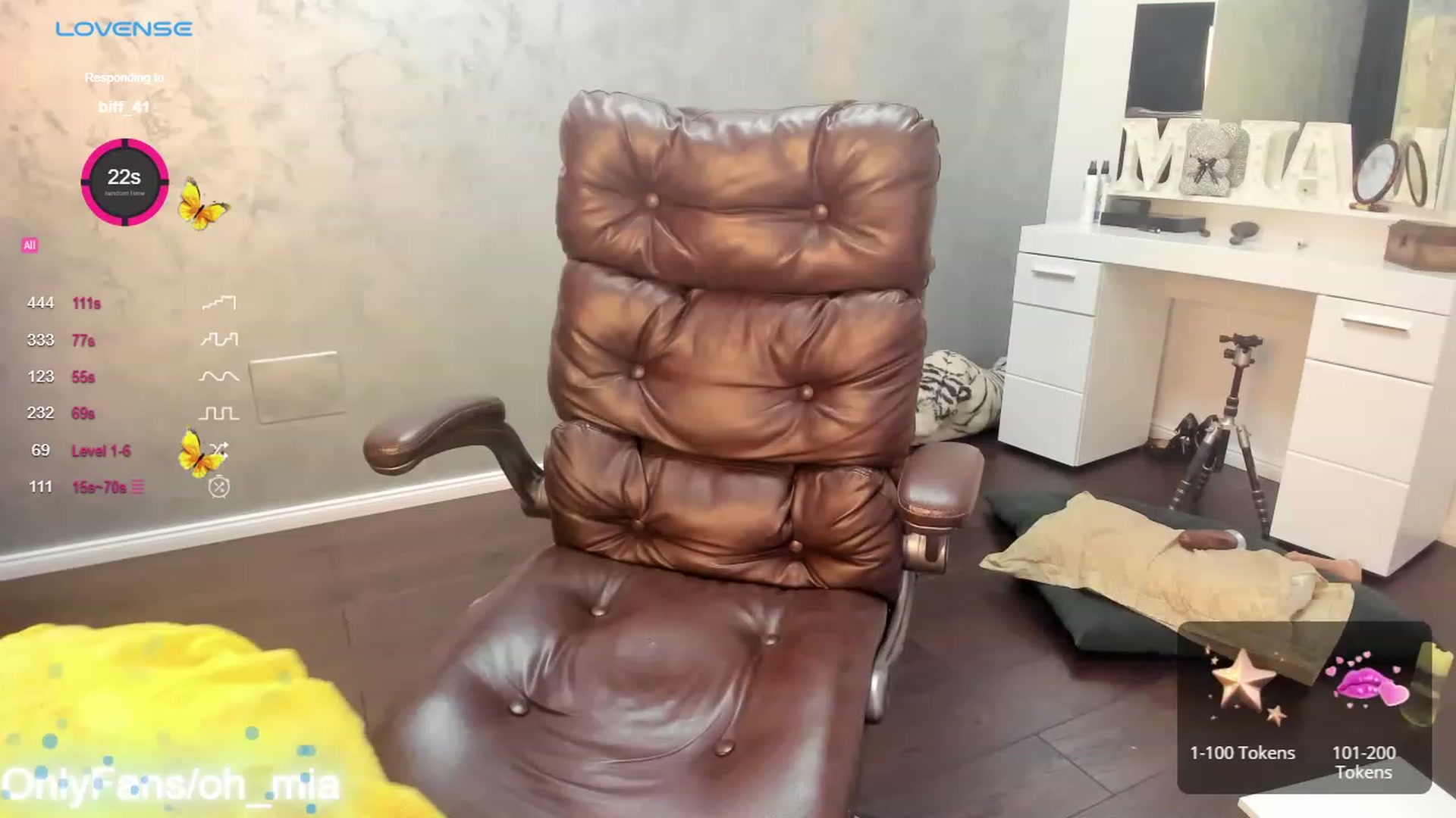 Gallery image thumbnail from Happy_10_YEAR's myfreecams stream on, 09/20/2023, 11:55 image 16 of 20