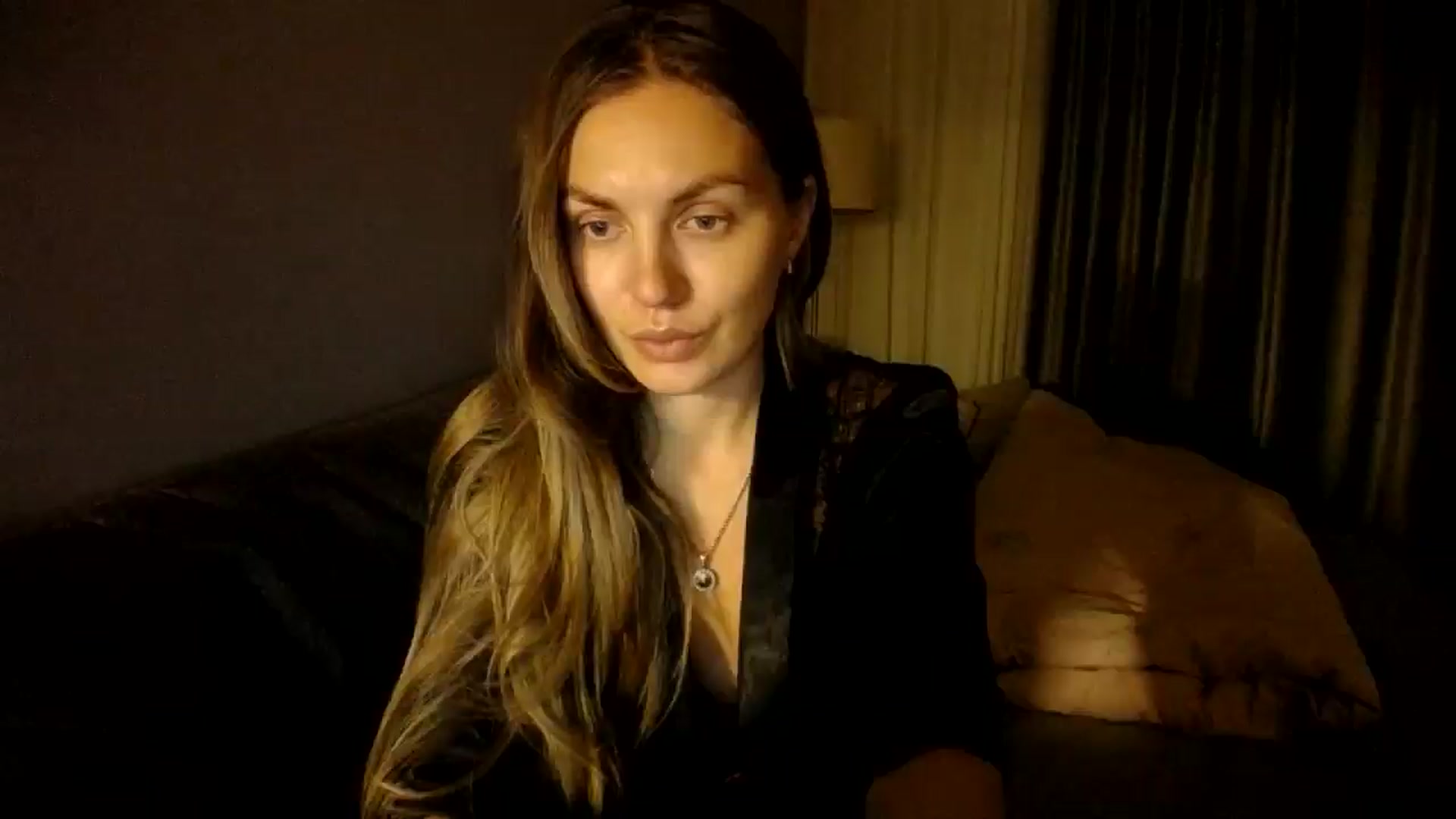 Gallery image thumbnail from Happy_Insight's myfreecams stream on, 11/23/2024, 22:51 image 6 of 20
