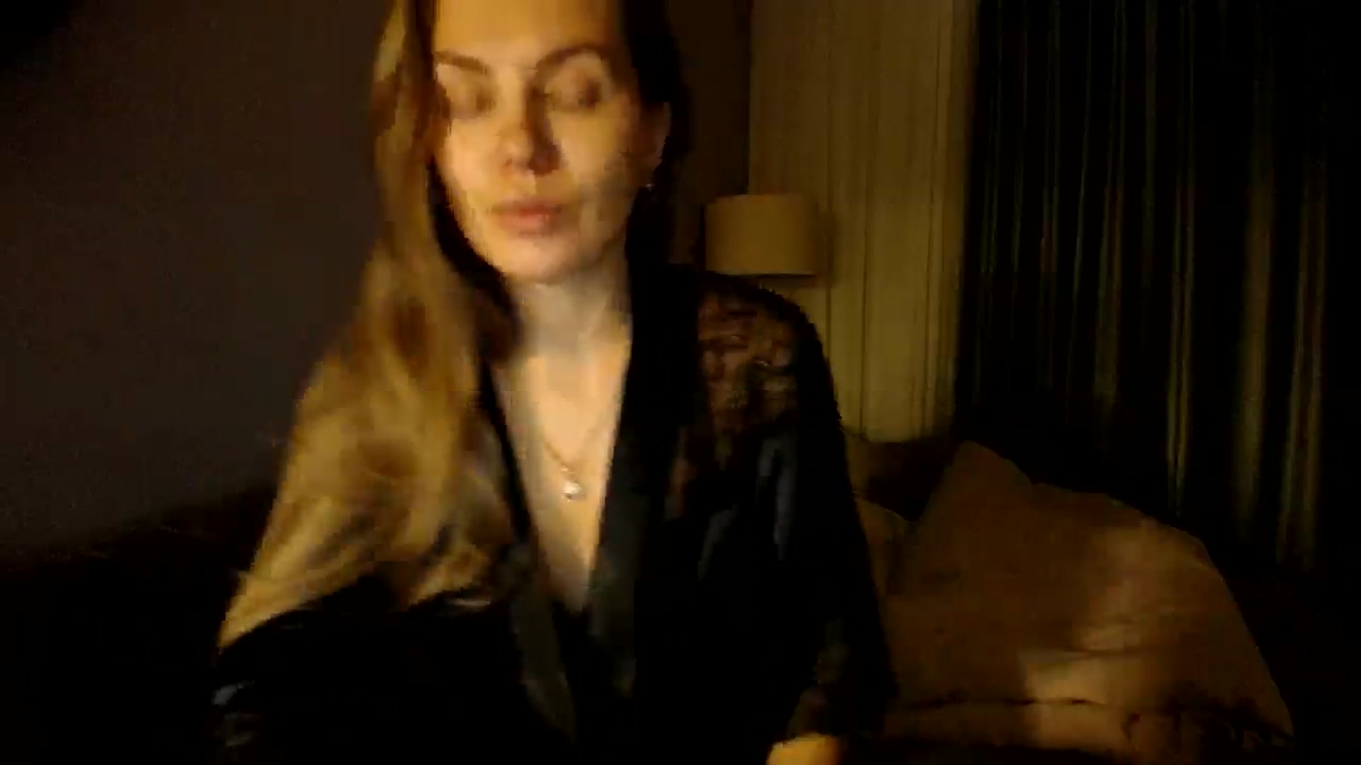 Gallery image thumbnail from Happy_Insight's myfreecams stream on, 11/23/2024, 22:51 image 9 of 20