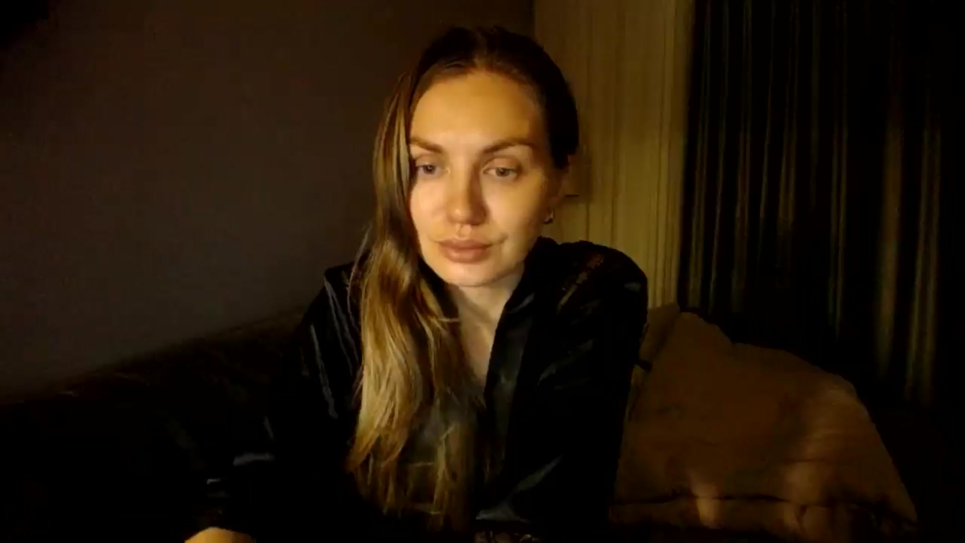 Gallery image thumbnail from Happy_Insight's myfreecams stream on, 11/23/2024, 22:51 image 12 of 20