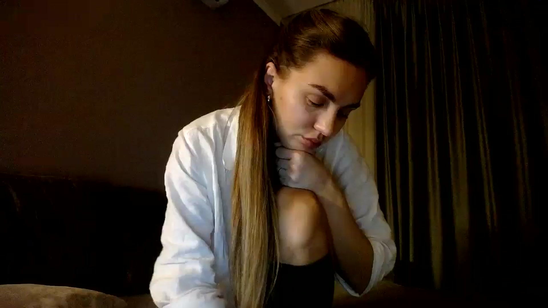 Gallery image thumbnail from Happy_Insight's myfreecams stream on, 12/03/2024, 22:03 image 19 of 20