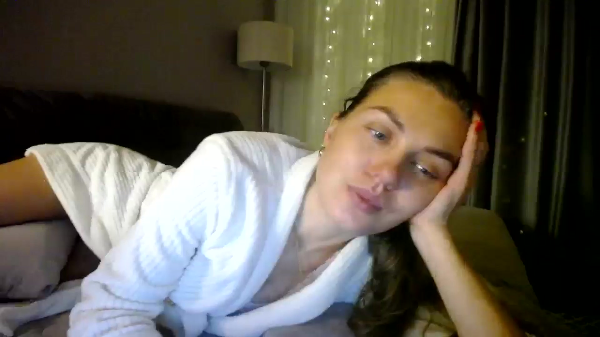 Gallery image thumbnail from Happy_Insight's myfreecams stream on, 12/21/2024, 19:12 image 10 of 20