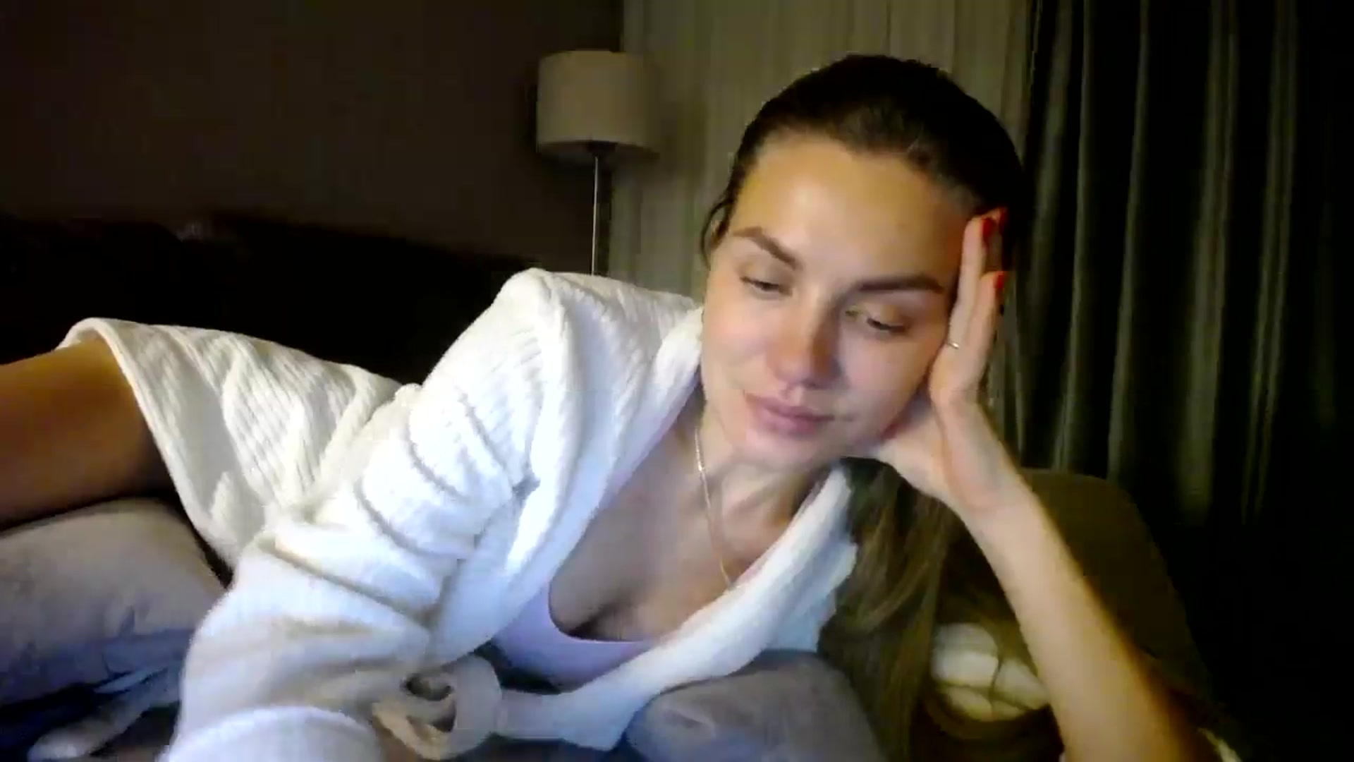 Gallery image thumbnail from Happy_Insight's myfreecams stream on, 12/21/2024, 19:12 image 11 of 20