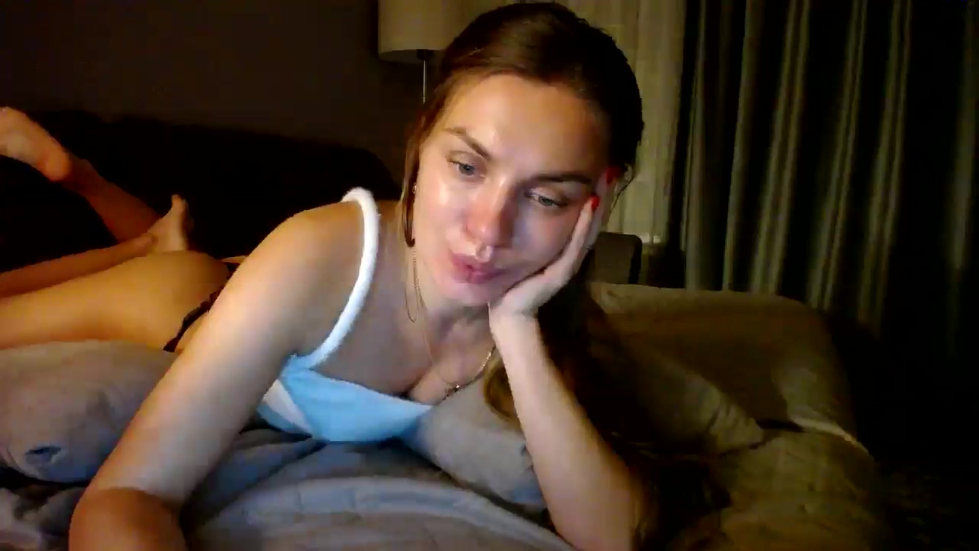 Gallery image thumbnail from Happy_Insight's myfreecams stream on, 12/22/2024, 23:13 image 14 of 20