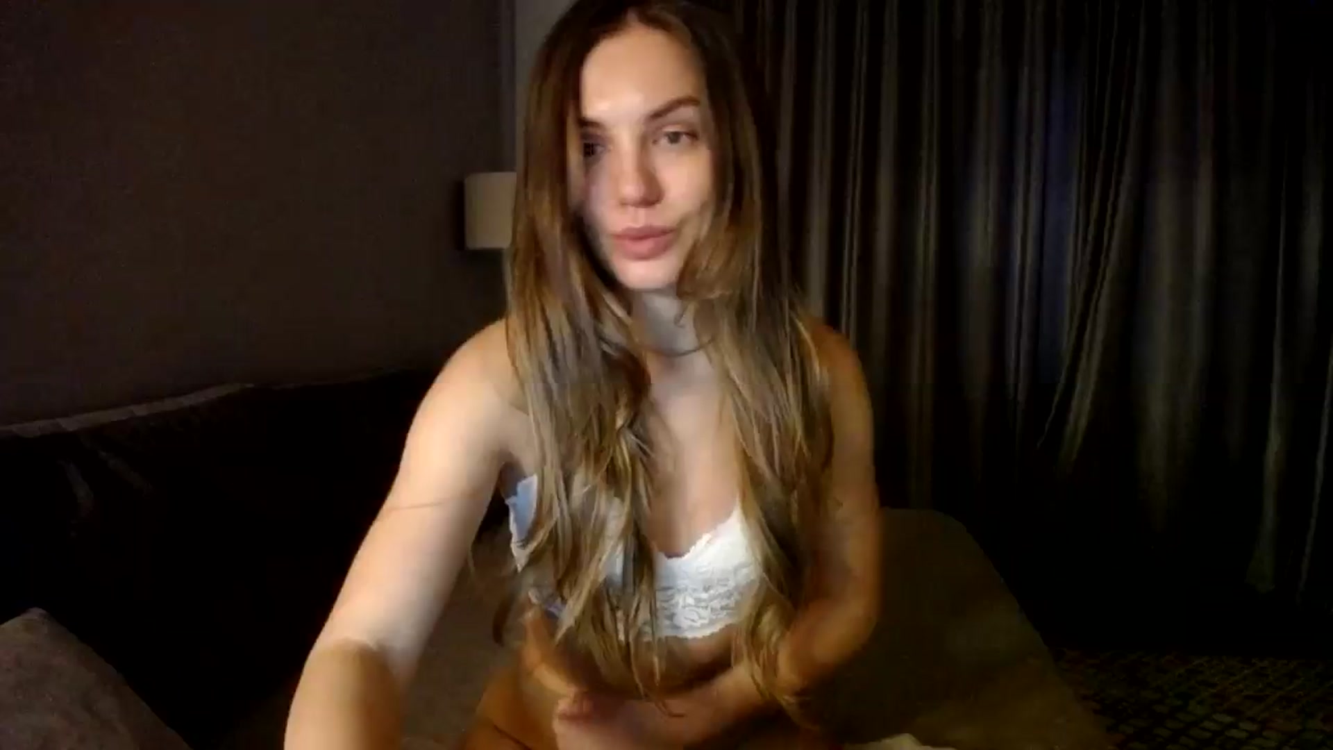 Gallery image thumbnail from Happy_Insight's myfreecams stream on, 01/05/2025, 14:40 image 14 of 20