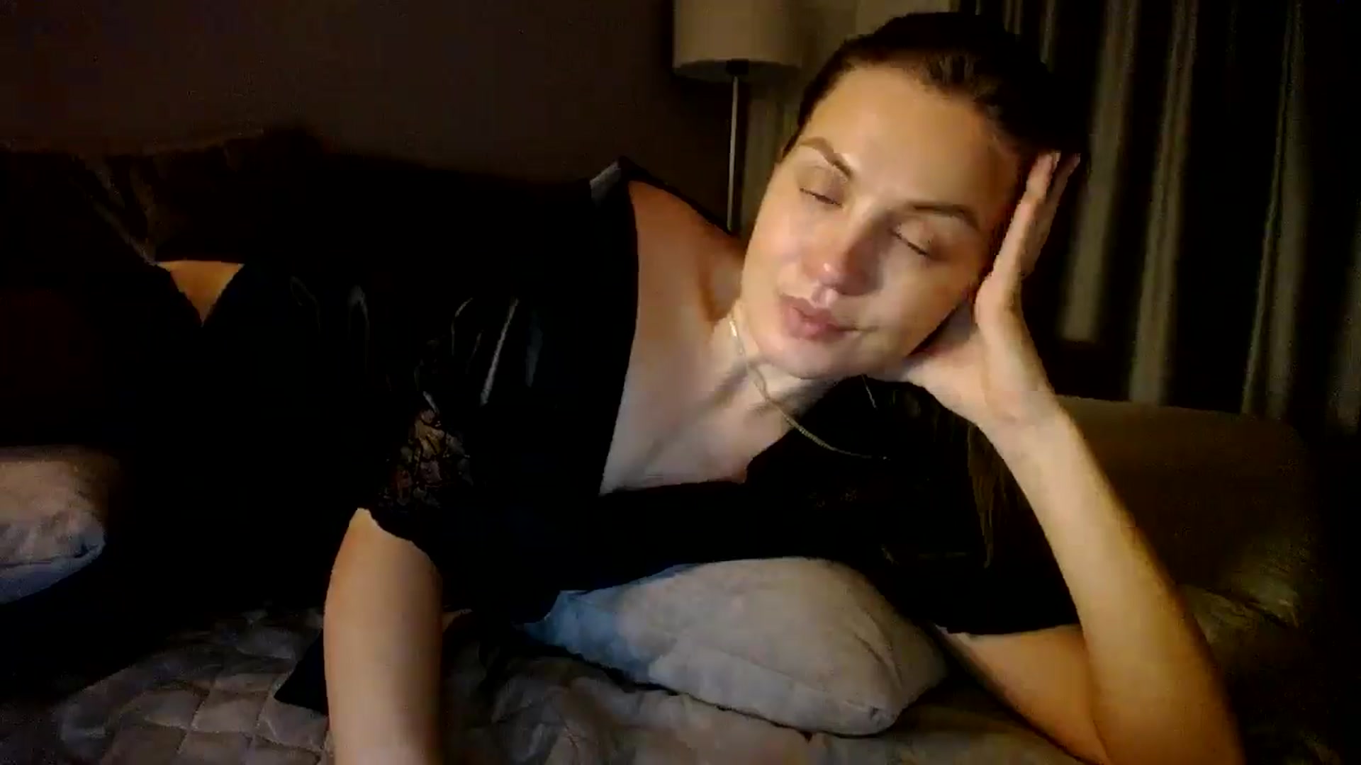 Gallery image thumbnail from Happy_Insight's myfreecams stream on, 01/18/2025, 18:50 image 4 of 20