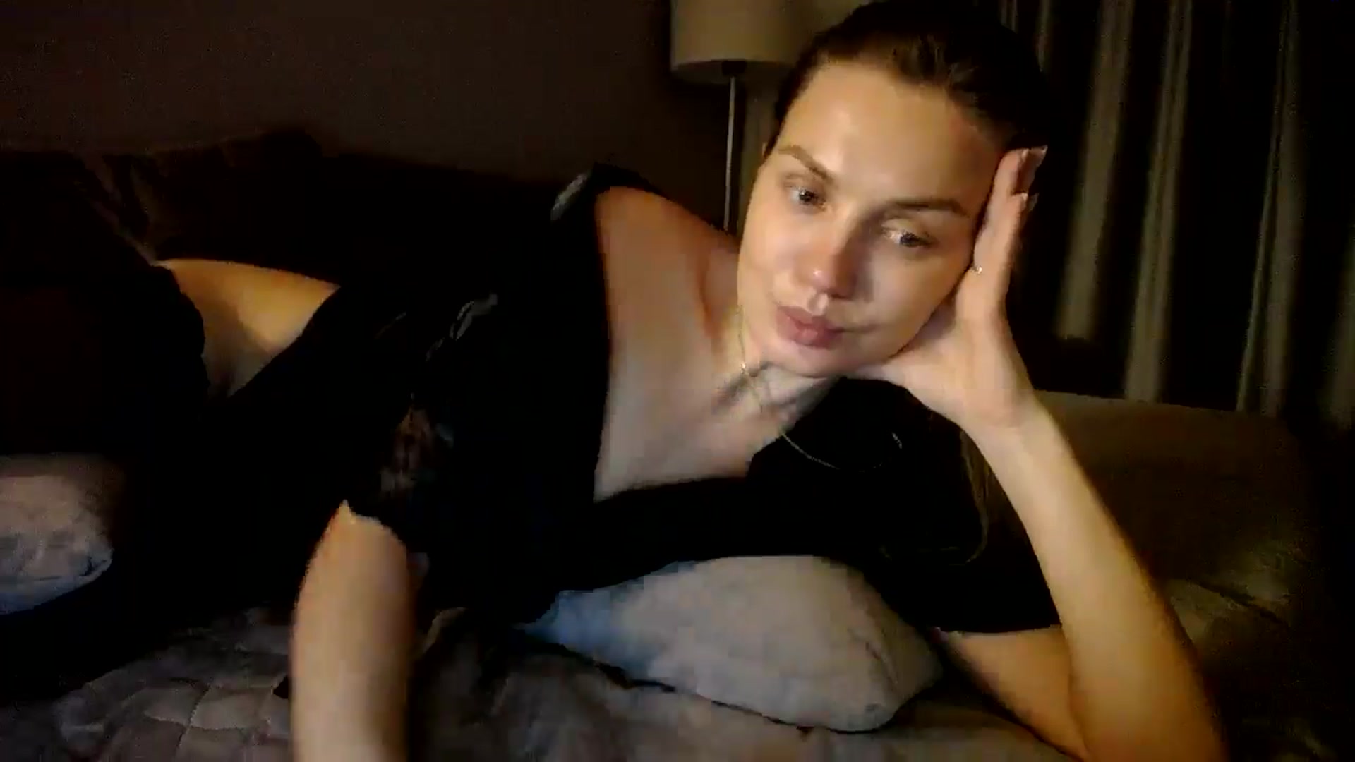 Gallery image thumbnail from Happy_Insight's myfreecams stream on, 01/18/2025, 18:50 image 5 of 20