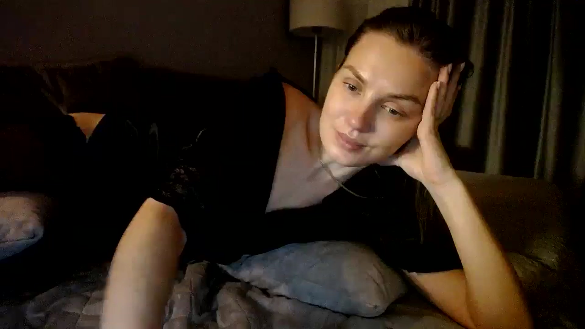 Gallery image thumbnail from Happy_Insight's myfreecams stream on, 01/18/2025, 18:50 image 3 of 20
