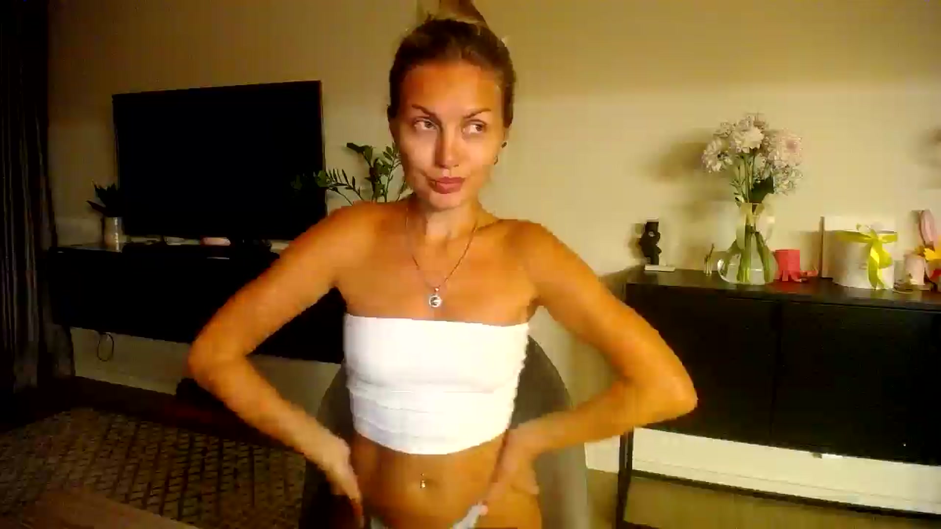 Gallery image thumbnail from Happy_Insight's myfreecams stream on, 09/02/2025, 21:55 image 16 of 20