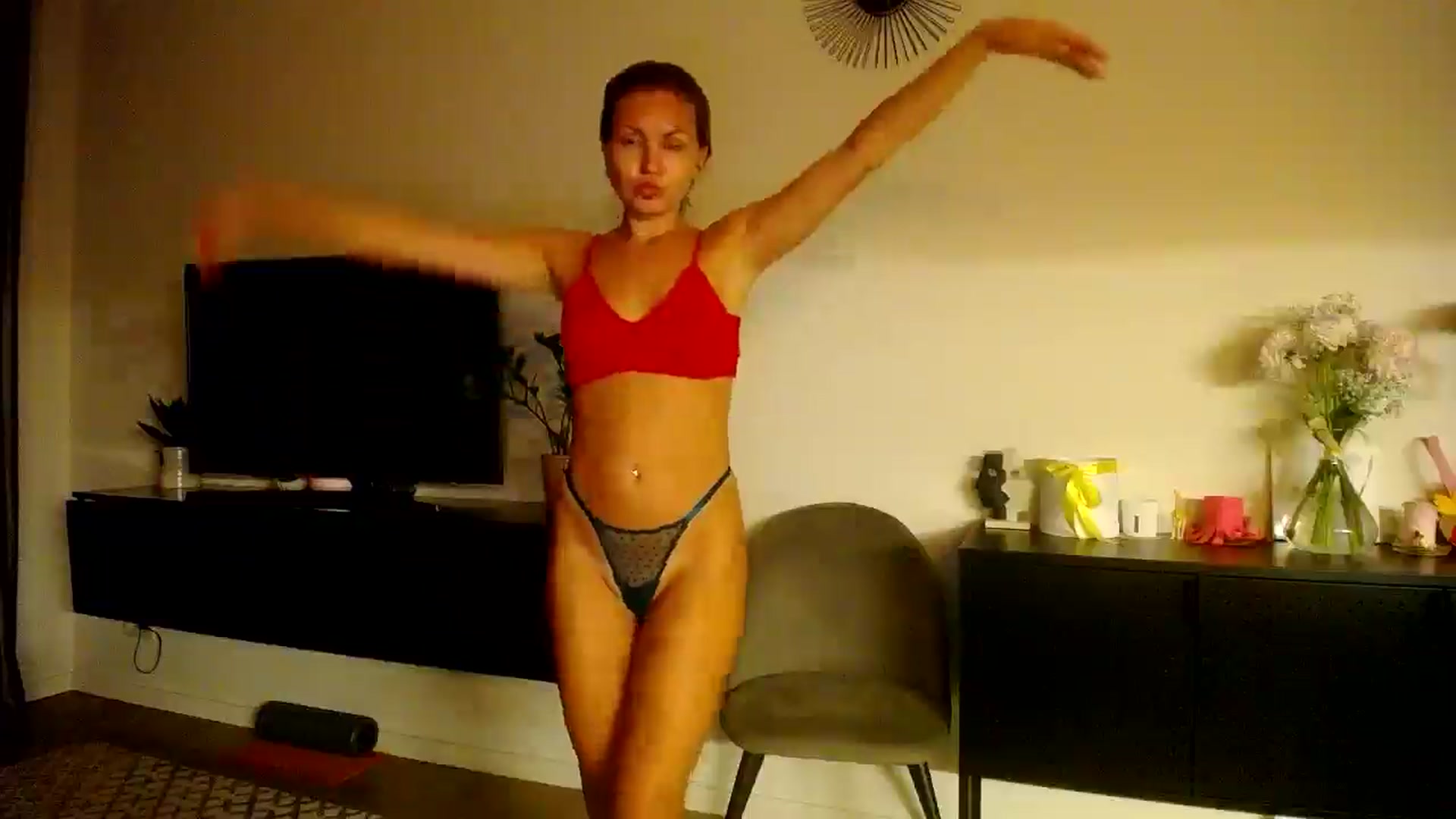 Gallery image thumbnail from Happy_Insight's myfreecams stream on, 09/04/2025, 21:41 image 8 of 20