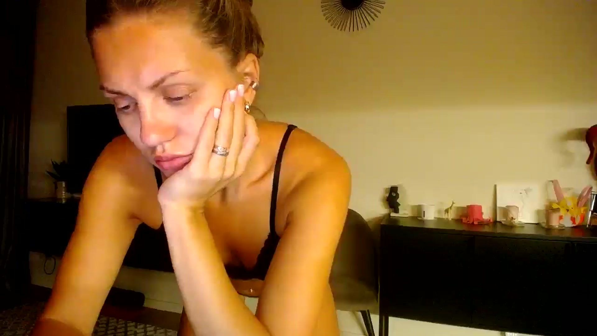 Gallery image thumbnail from Happy_Insight's myfreecams stream on, 09/13/2025, 22:05 image 3 of 20