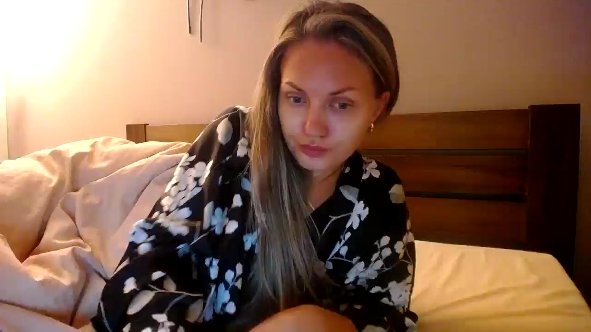 Gallery image thumbnail from Happy_Insight's myfreecams stream on, 09/18/2025, 21:27 image 1 of 20
