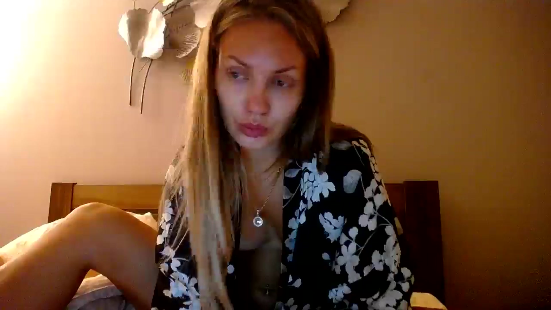 Gallery image thumbnail from Happy_Insight's myfreecams stream on, 09/18/2025, 21:27 image 19 of 20