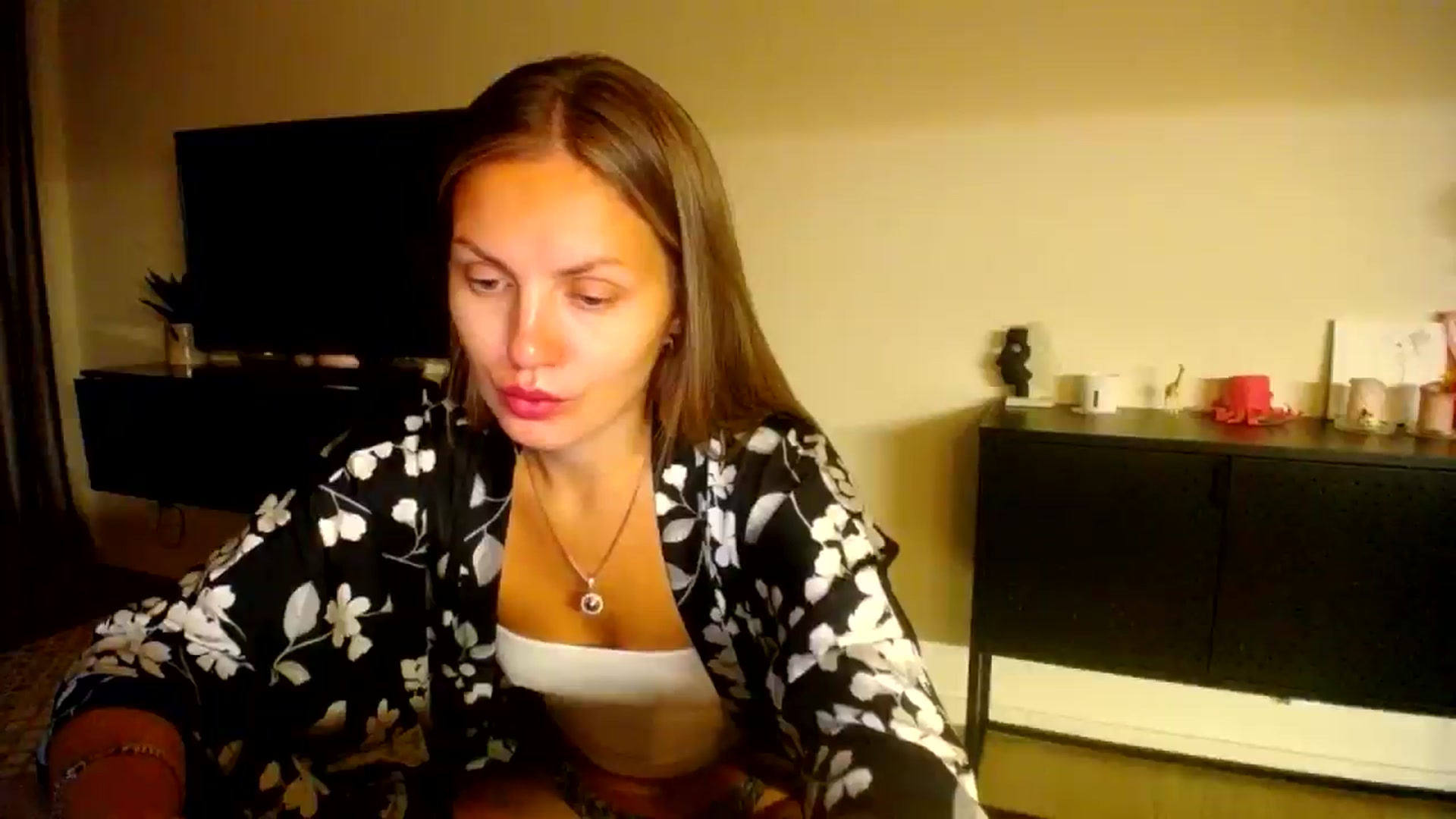 Gallery image thumbnail from Happy_Insight's myfreecams stream on, 09/24/2025, 21:47 image 18 of 20