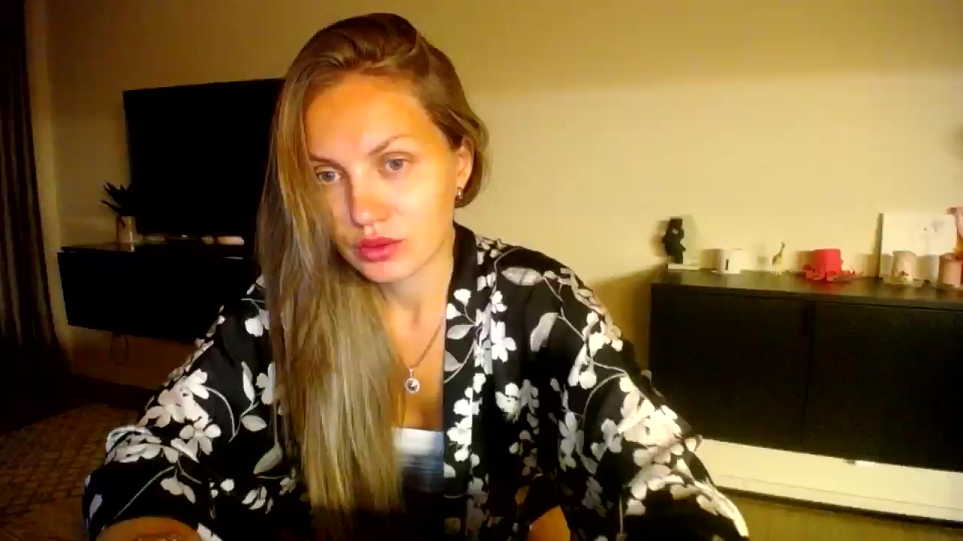 Gallery image thumbnail from Happy_Insight's myfreecams stream on, 09/24/2025, 21:47 image 4 of 20