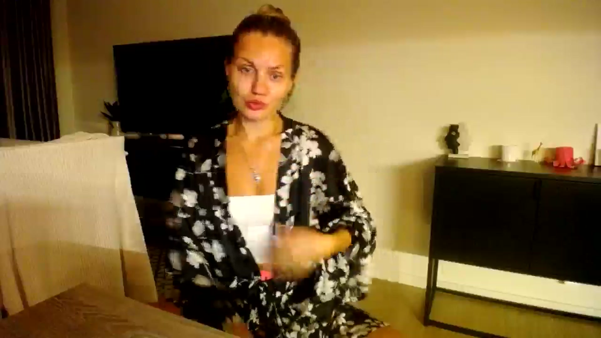 Gallery image thumbnail from Happy_Insight's myfreecams stream on, 09/29/2025, 20:43 image 3 of 20