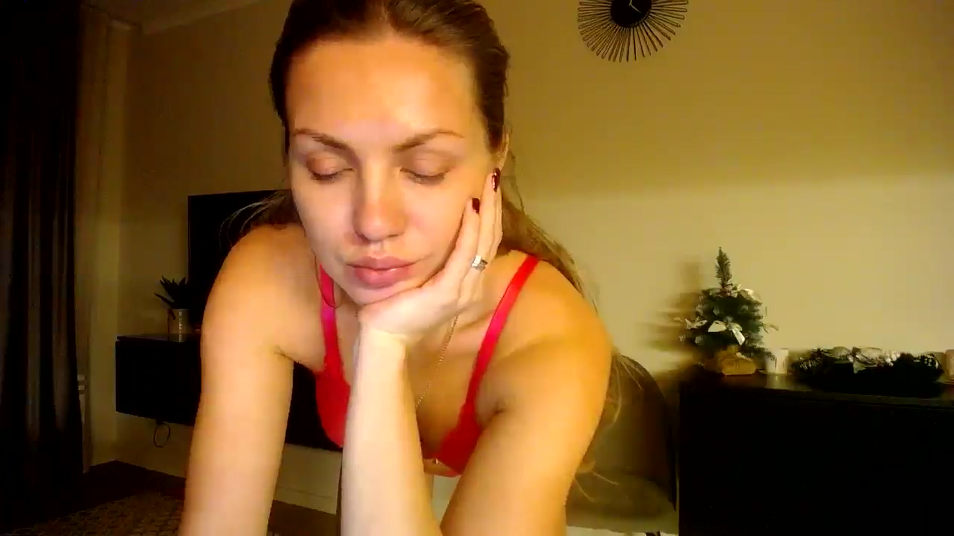 Gallery image thumbnail from Happy_Insight's myfreecams stream on, 12/25/2025, 22:24 image 20 of 20
