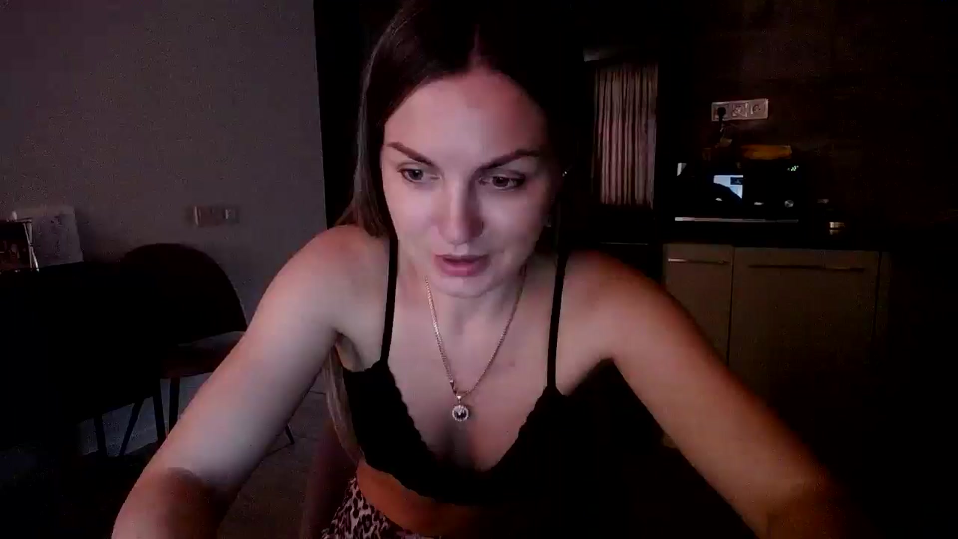 Gallery image thumbnail from Happy_Insight's myfreecams stream on, 05/09/2026, 14:53 image 14 of 20