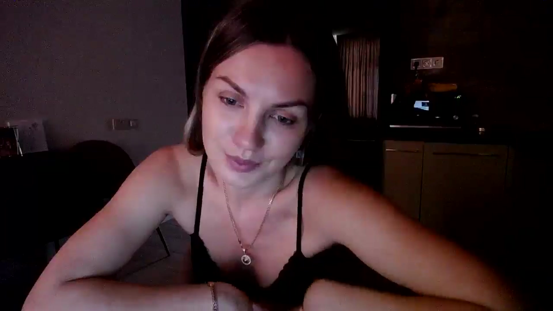 Gallery image thumbnail from Happy_Insight's myfreecams stream on, 05/09/2026, 14:53 image 17 of 20