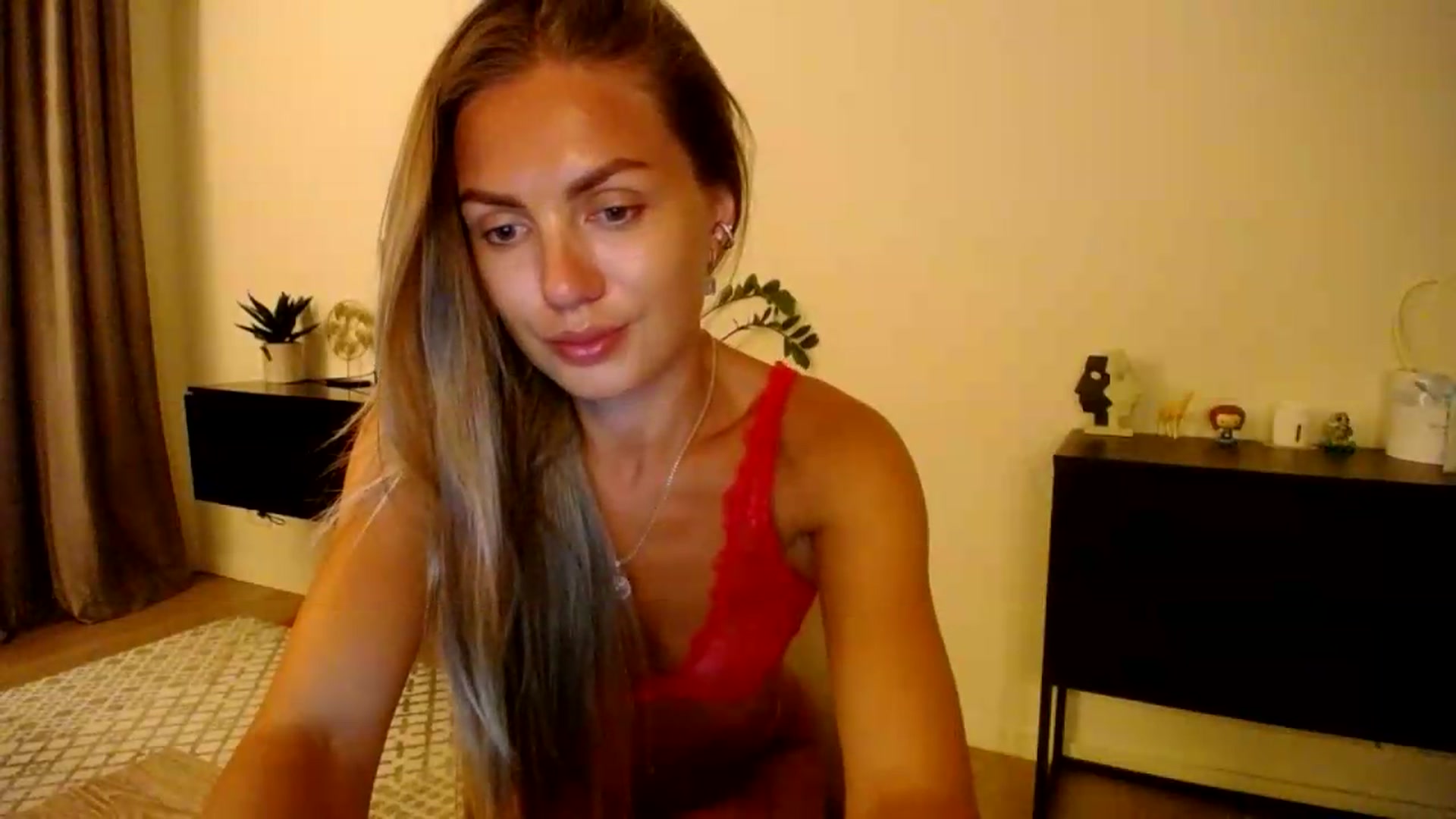 Gallery image thumbnail from Happy_Insight's myfreecams stream on, 08/12/2026, 20:34 image 6 of 20