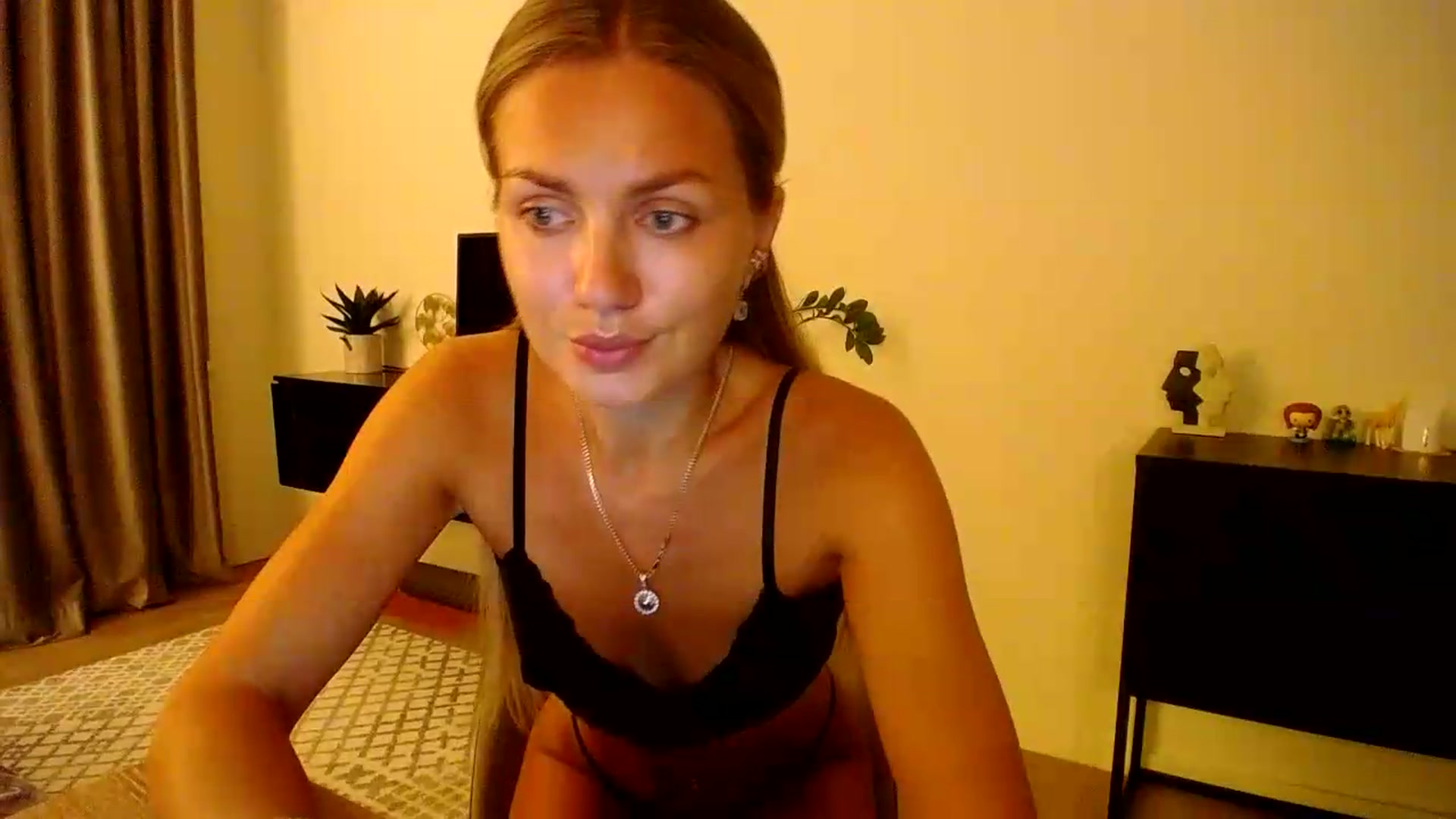 Gallery image thumbnail from Happy_Insight's myfreecams stream on, 09/05/2026, 21:28 image 7 of 20
